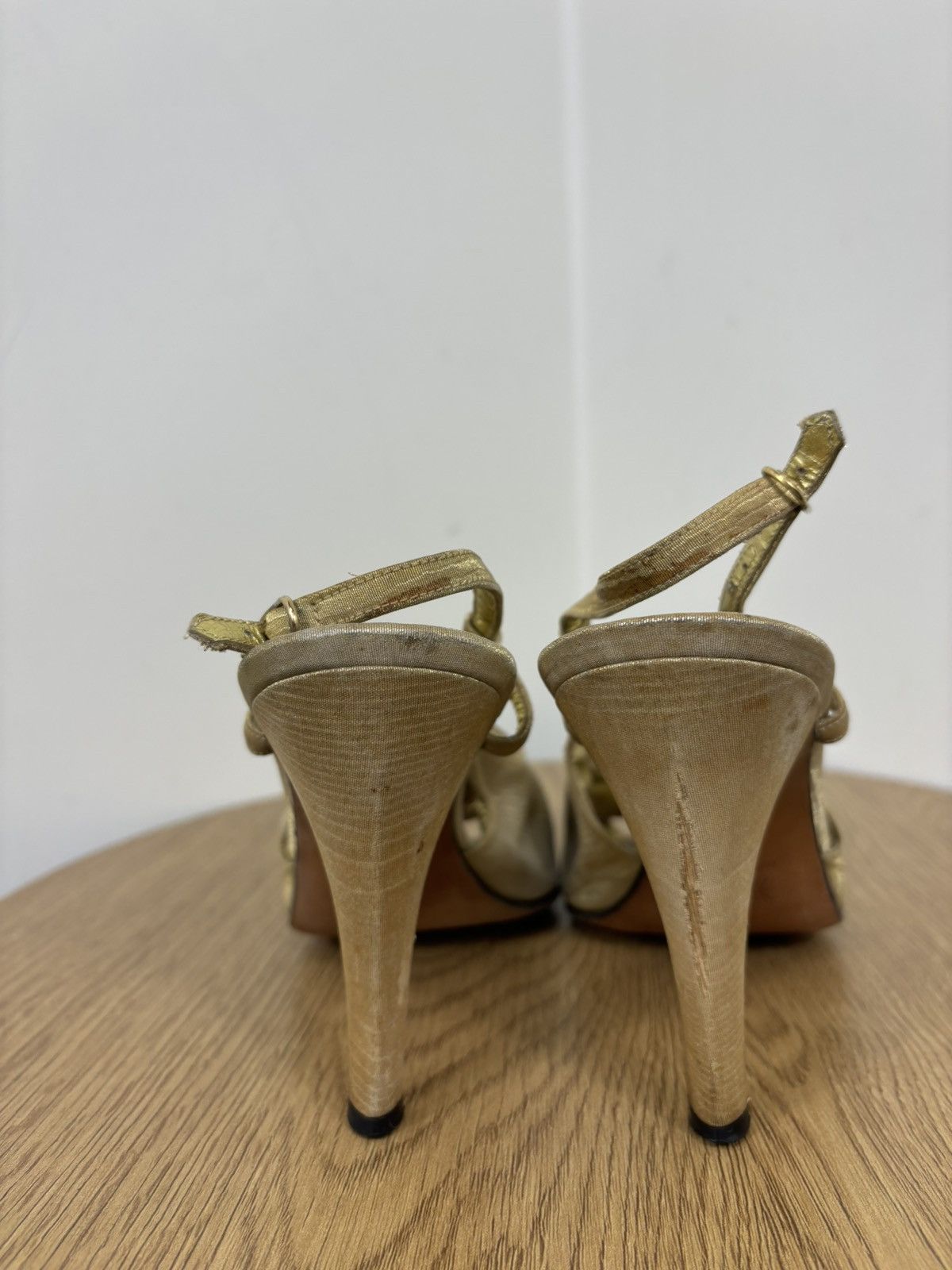 Vintage Yves Saint Laurent Vintage Gold Silk Satin Slingback Heels Size US 7.5 / IT 37.5 - 14 Thumbnail