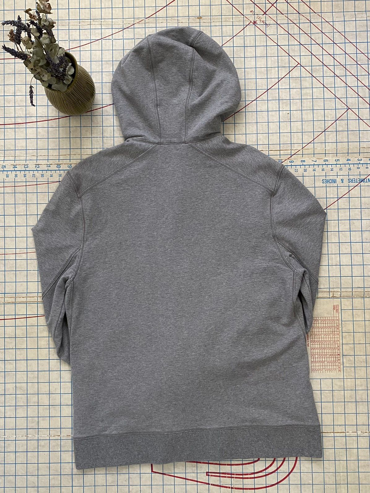 Lululemon Lululemon Athletic Full Zip Hoodie Large Grey Size US L / EU 52-54 / 3 - 11 Thumbnail
