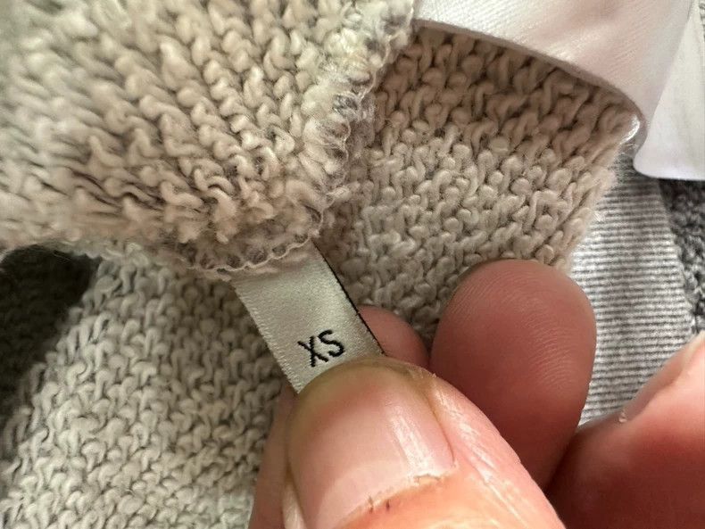 Gucci Gucci Gray Square Graphic Sweatshirt-2508 Size US XS / EU 42 / 0 - 5 Thumbnail