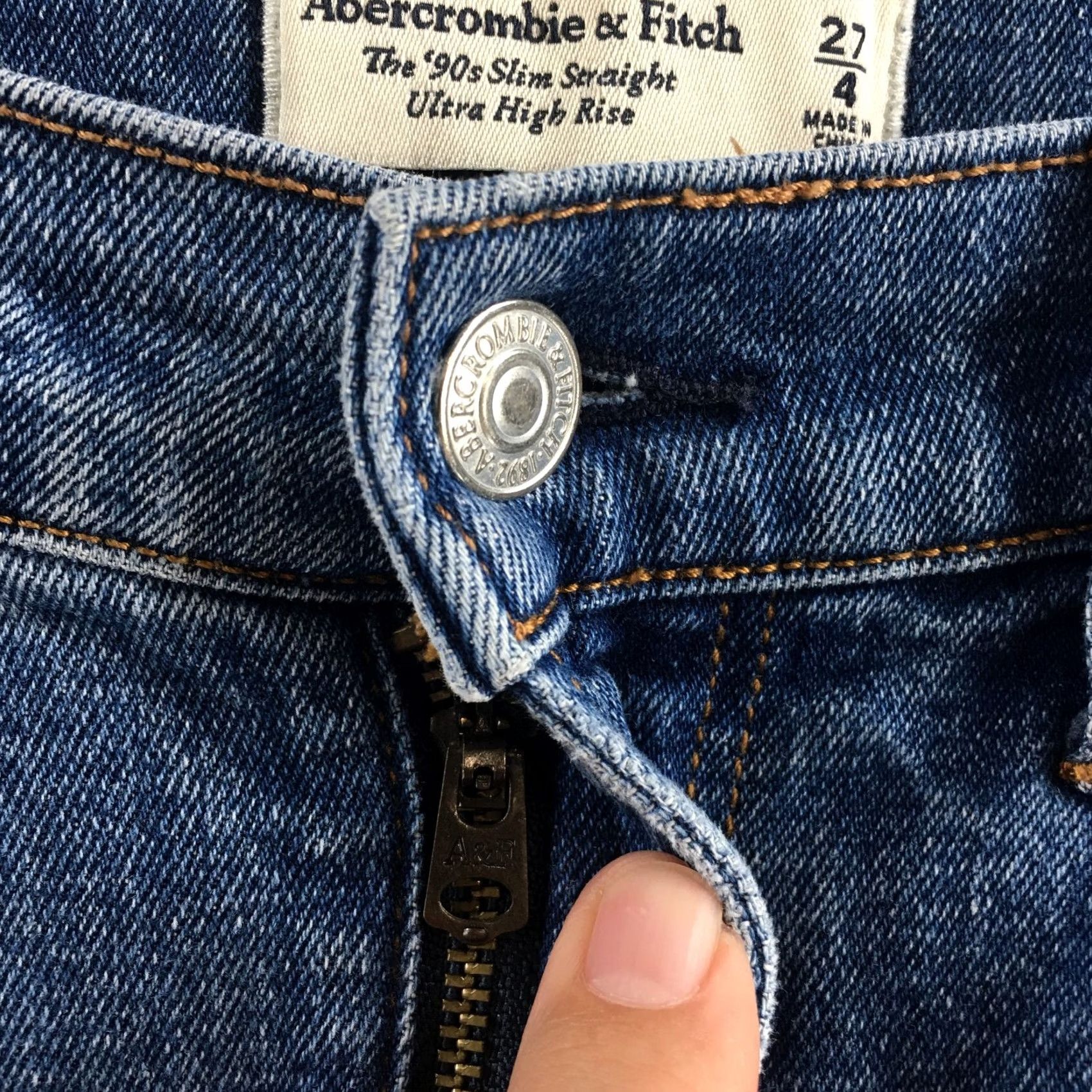 Abercrombie & Fitch Abercrombie & Fitch 90 Slim Straight Jeans Womens 28x30 Blue Denim Size 27" / US 4 / IT 40 - 5 Thumbnail