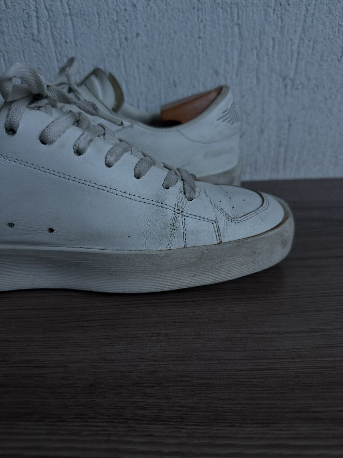 Golden Goose stardan ( love in an a instant) Limited edition sneaker Size US 8 / EU 41 - 12 Thumbnail