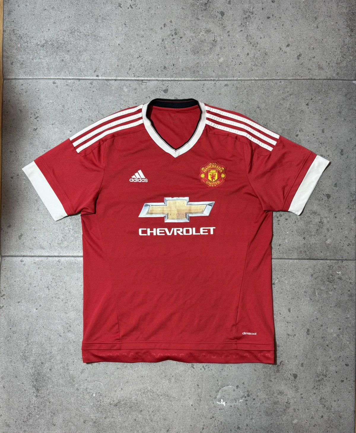 Adidas Manchester United 2016 2017 home adidas soccer shirt jersey Size US L / EU 52-54 / 3 - 1 Thumbnail