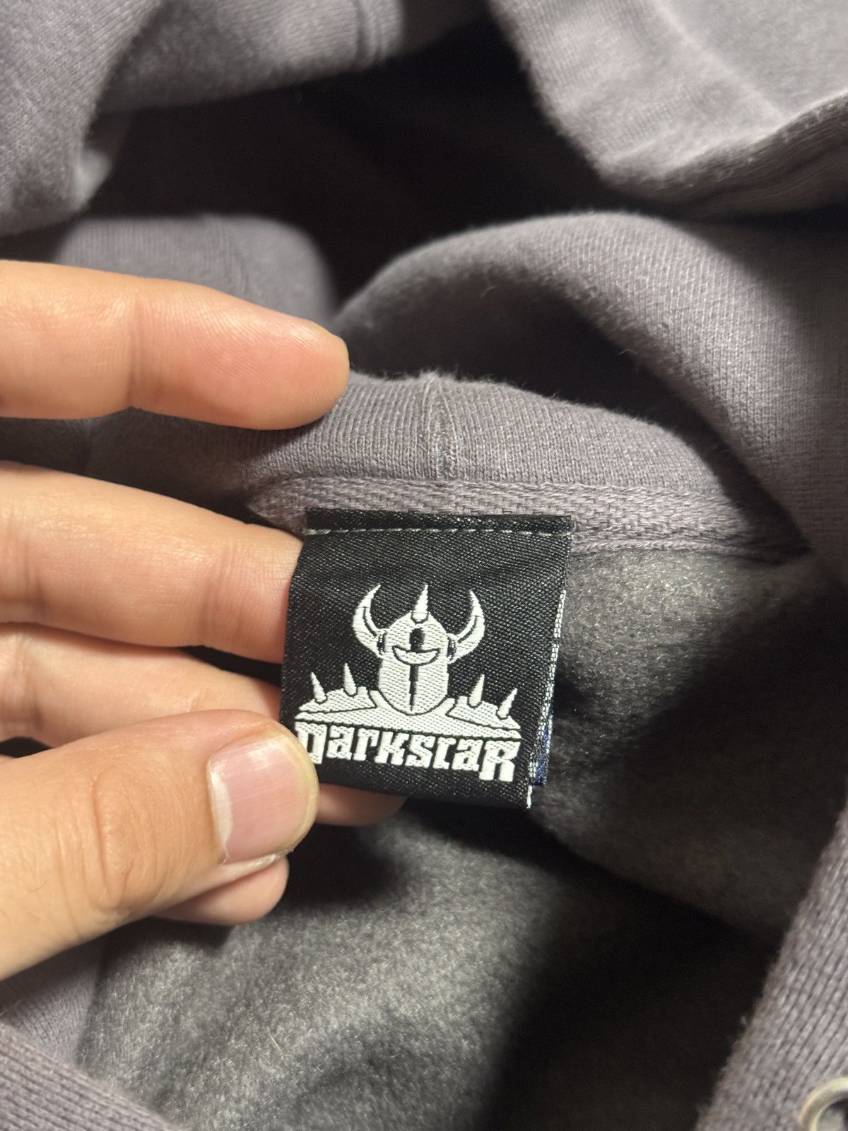 Other Vintage 00’s DarkStar Skateboarding Hoodie Dark Grey Size US L / EU 52-54 / 3 - 5 Thumbnail