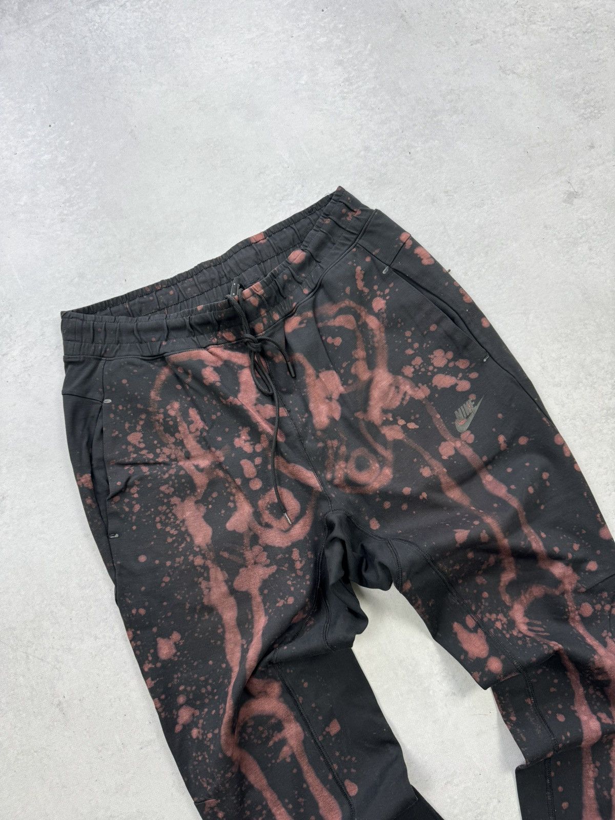 Nike Hype Nike Tech Fleece Size L Y2K Custom Skeletone Style Size US 32 / EU 48 - 4 Thumbnail