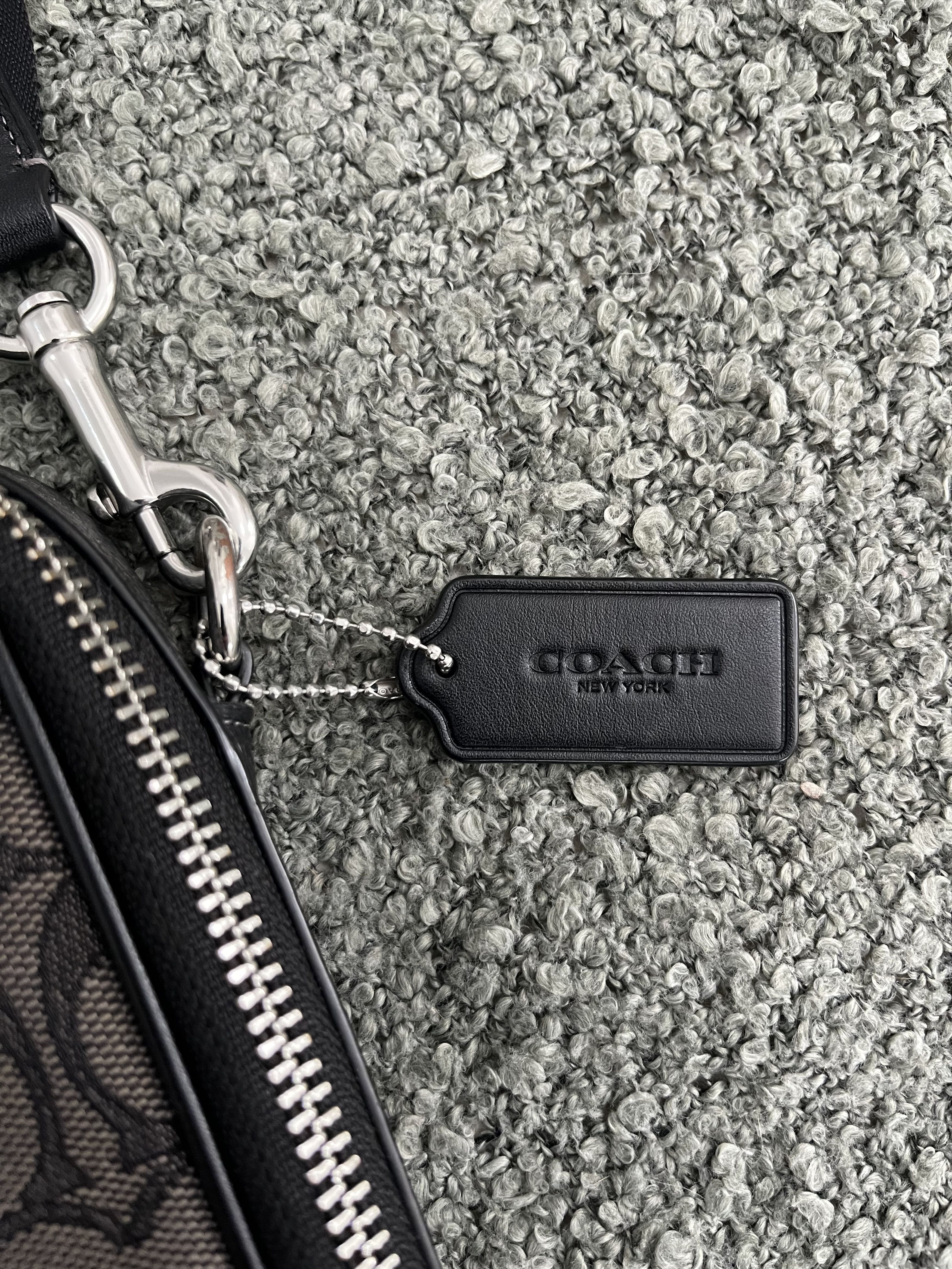 Coach Coach Signature Canvas Mini Phone Crossbody Bag Size ONE SIZE - 4 Thumbnail