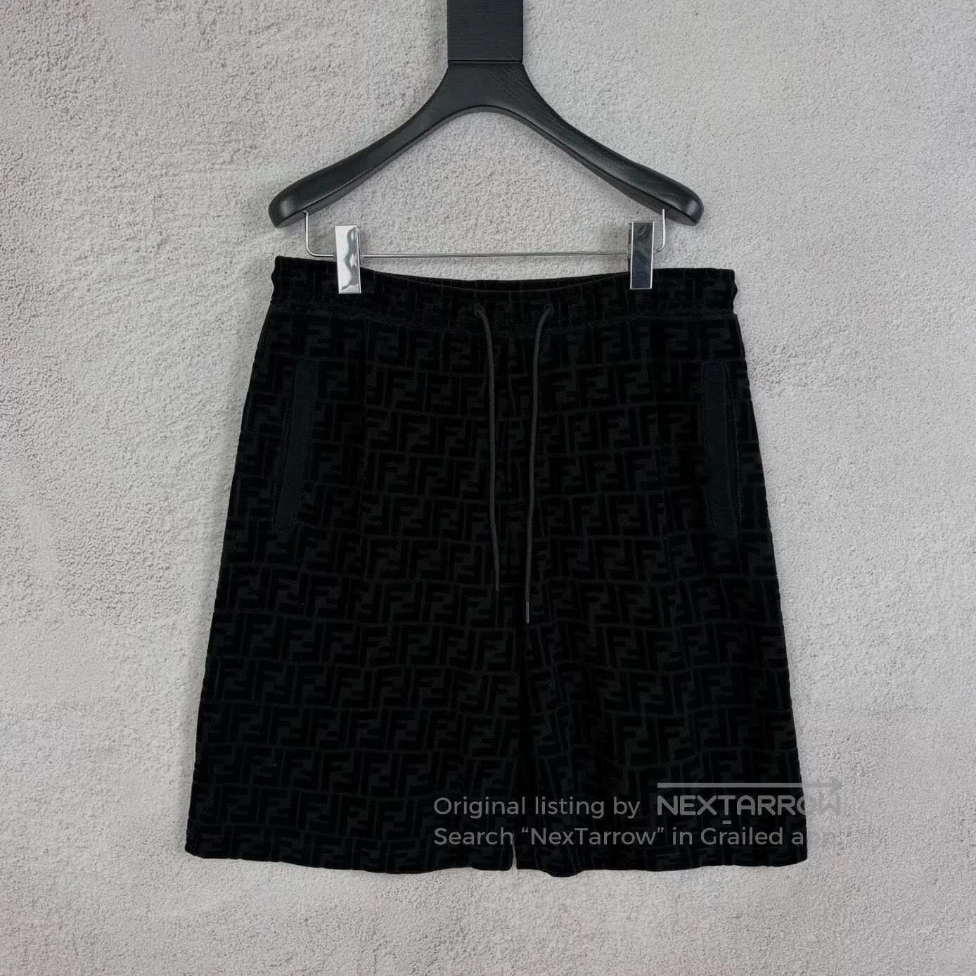 Fendi FENDI LOGO-printed velcro shorts Size US 36 / EU 52 - 1 Thumbnail