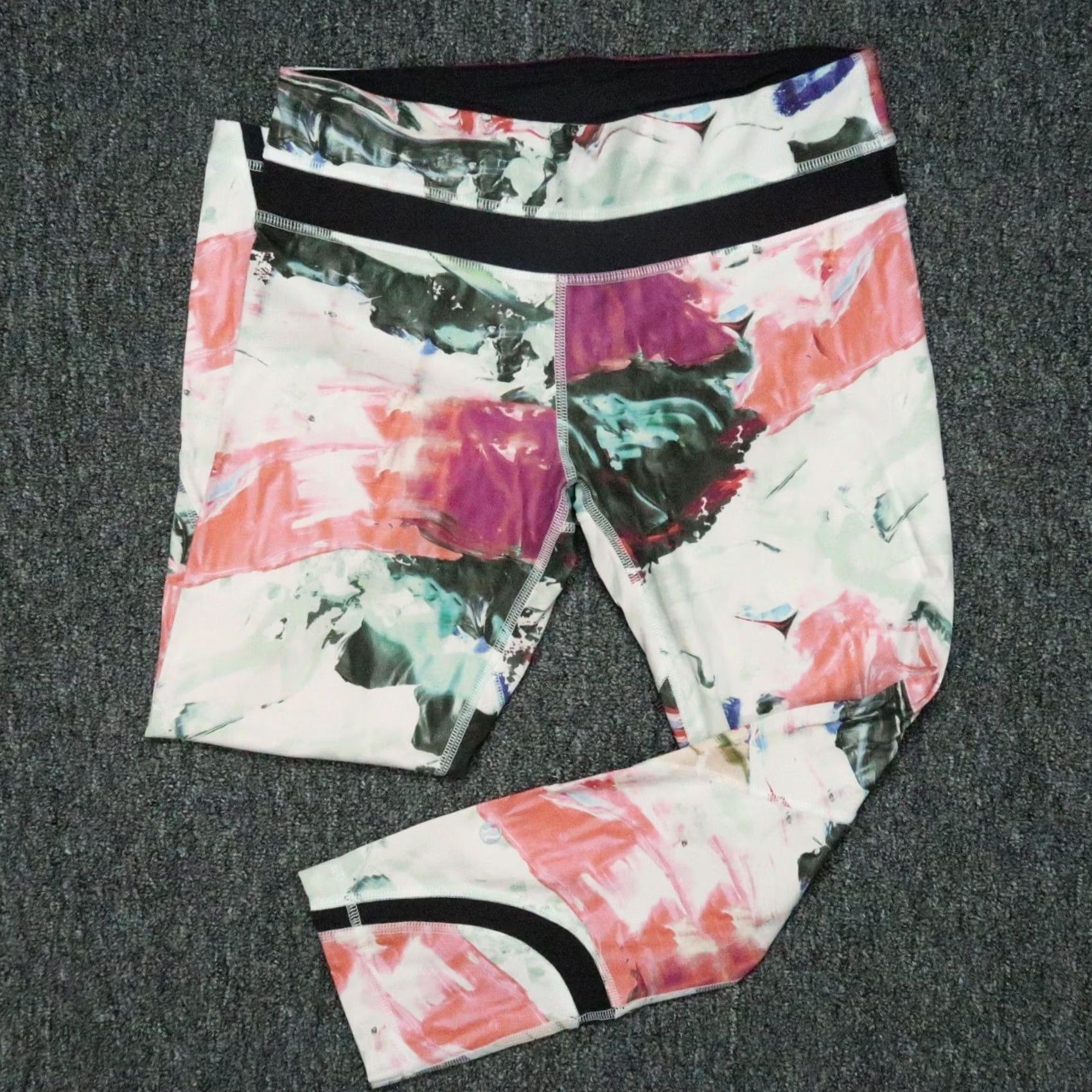 Lululemon Lululemon Womens 6 White Pink Run Inspire Crop II Colorful Zip Pocket Yoga Leggings Size 28" / US 6 / IT 42 - 2 Thumbnail