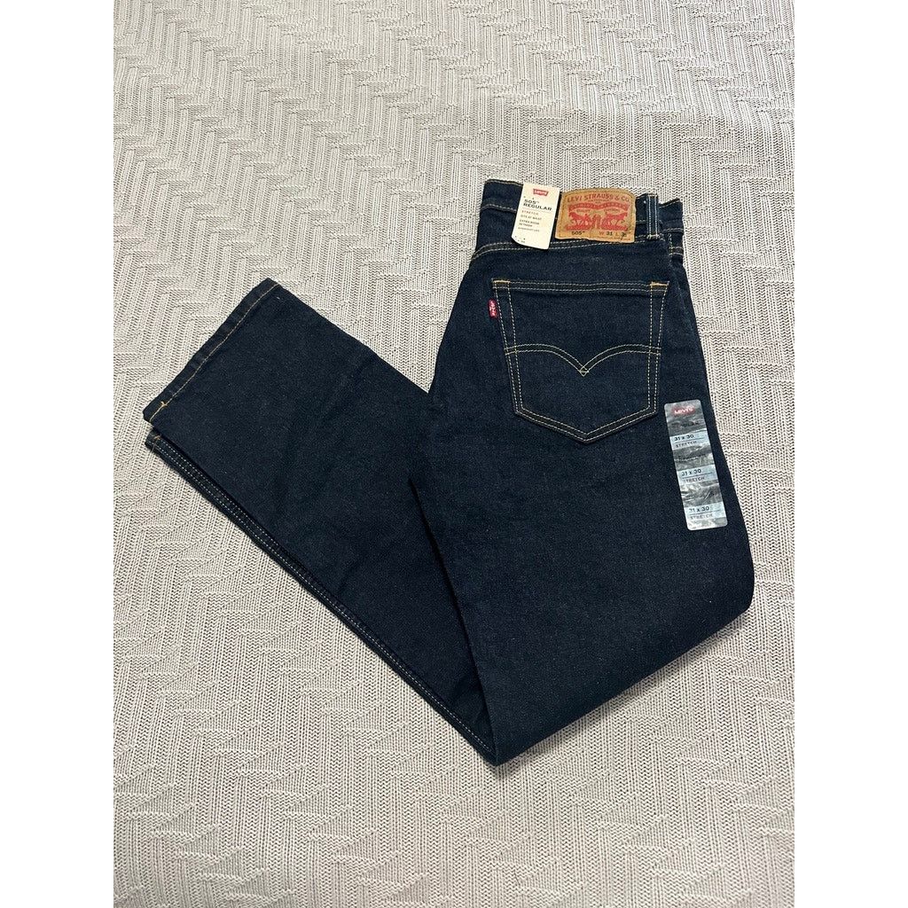 Levi's Levi 505 straight leg jeans size 31 NWT Size US 31 - 1 Thumbnail