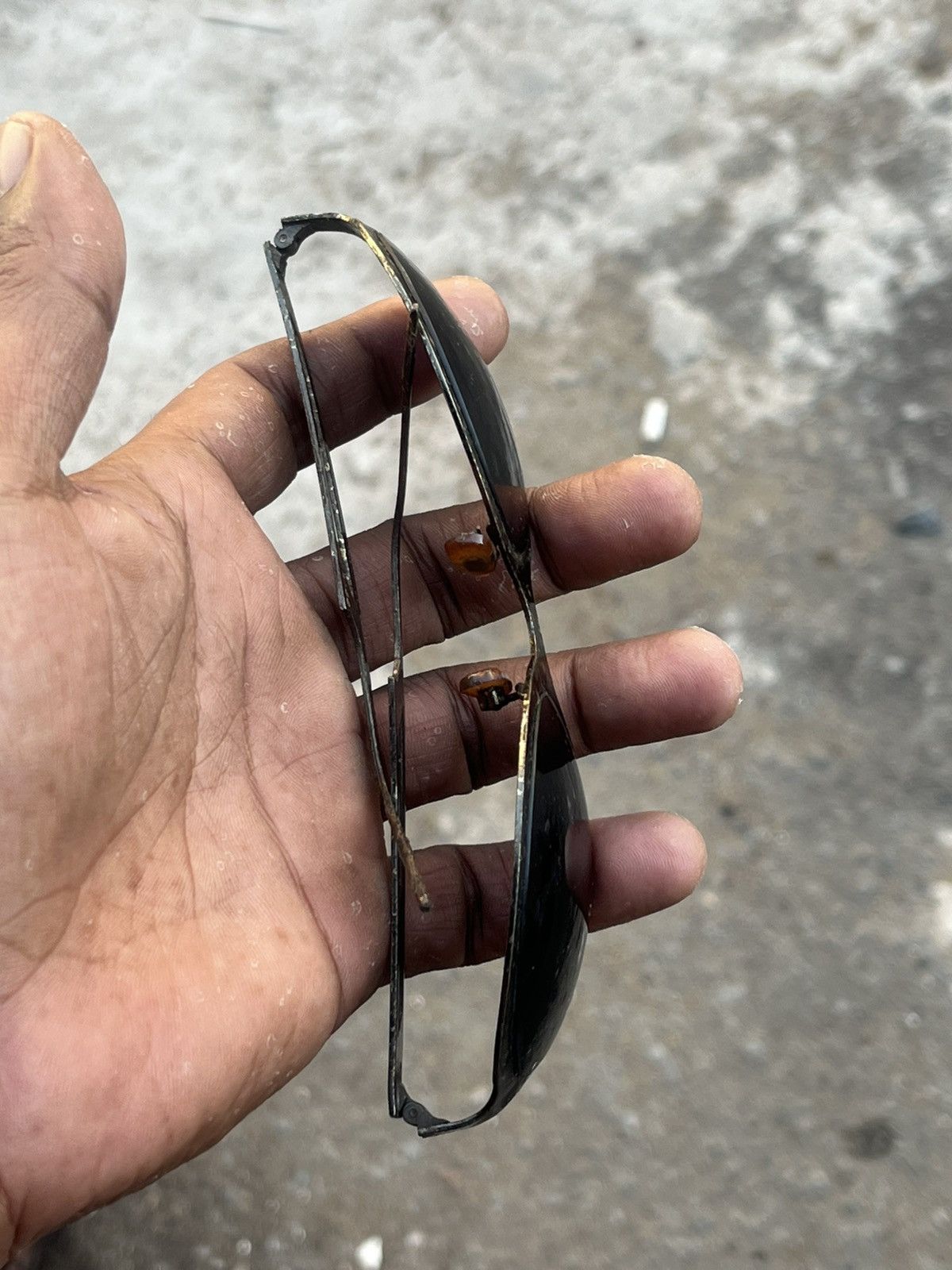 Japanese Brand Vintage 80s Avant-Garde Oval Sunglasses — Metal Frame. Size ONE SIZE - 4 Thumbnail