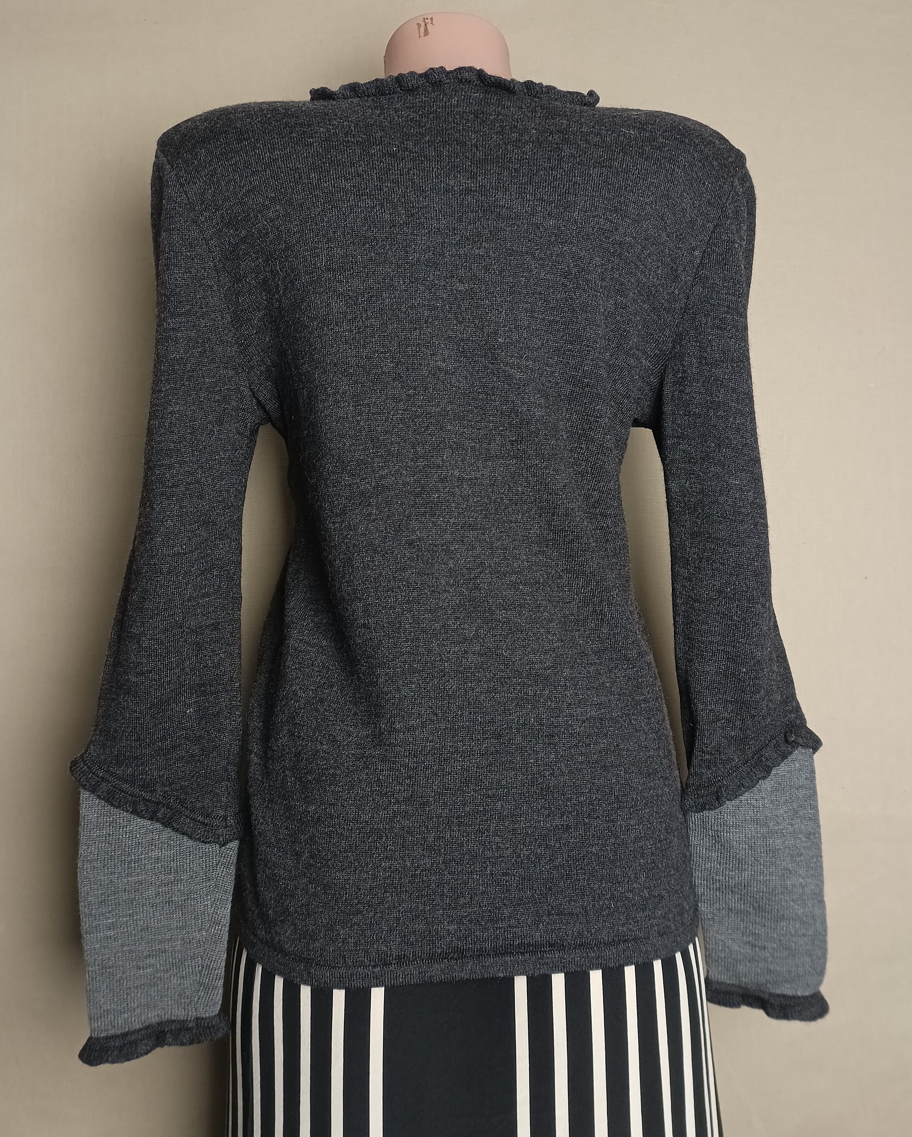 Valentino × Vintage Valentino Studio Vintage Wool Designer Pullover Sweater IT42 Size M / US 6-8 / IT 42-44 - 5 Thumbnail
