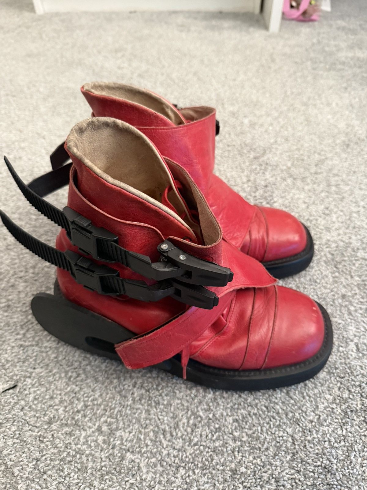 20471120 Ski boots