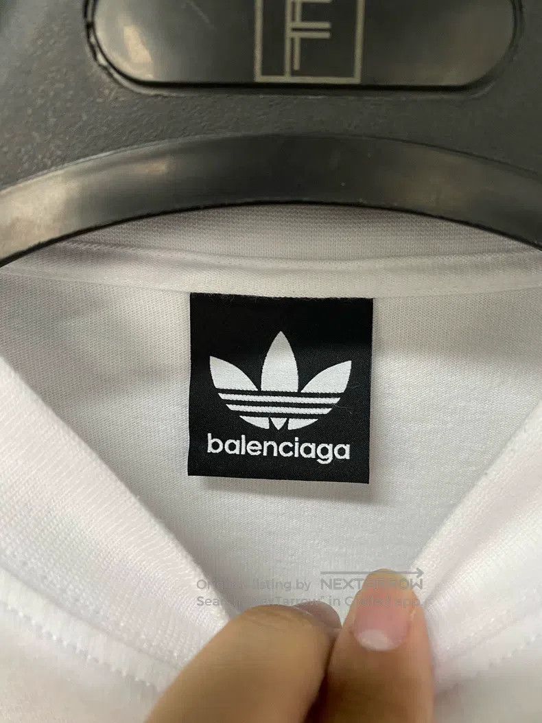 Balenciaga Balenciaga Logo Letter Embroidered Short Sleeve T-Shirt Size US S / EU 44-46 / 1 - 4 Thumbnail