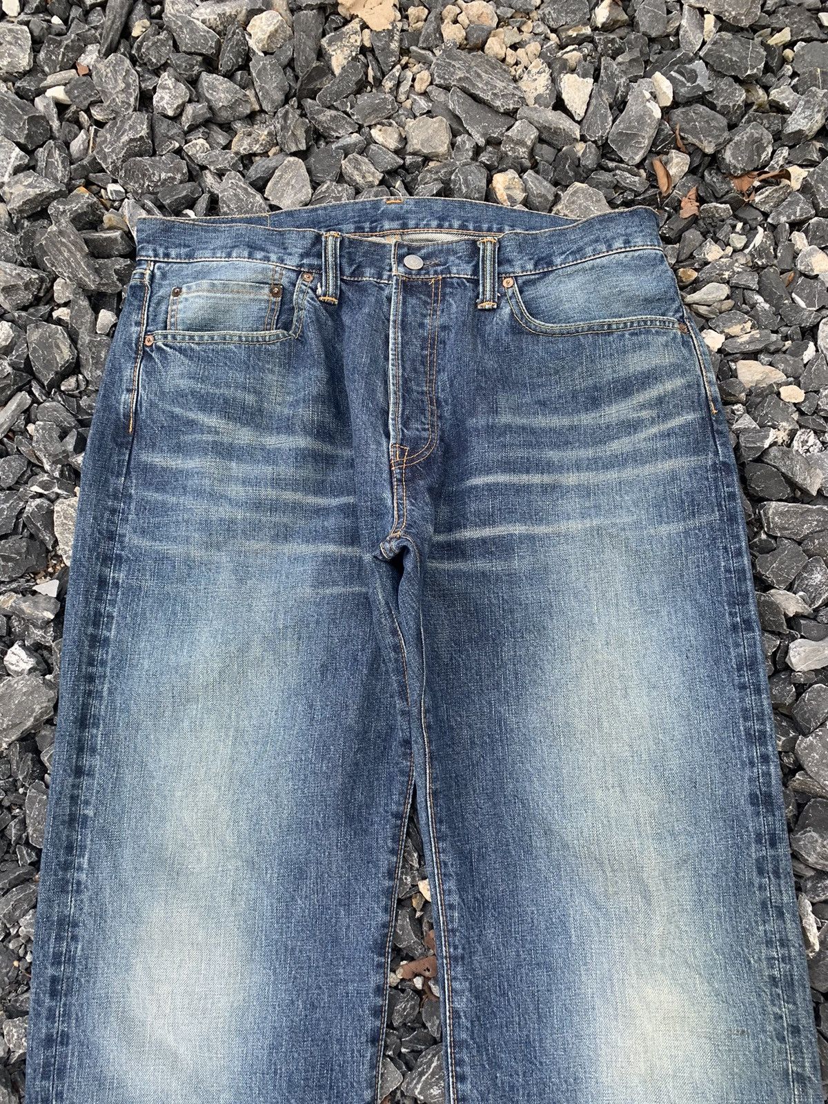 Japanese Brand ACOUSTIC SELVEDGE BUTTON FLY JAPANESE FADED DISTRESSED DENIM Size US 36 / EU 52 - 8 Thumbnail