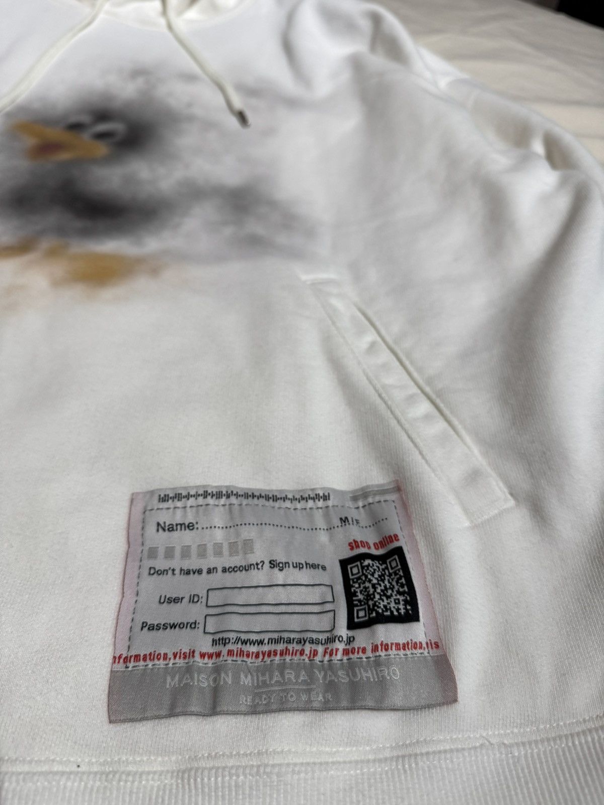 Maison MIHARA YASUHIRO FW24 HOODIE LEON SWEATSHIRT DISTRESSED BEIGE Size US XL / EU 56 / 4 - 7 Thumbnail