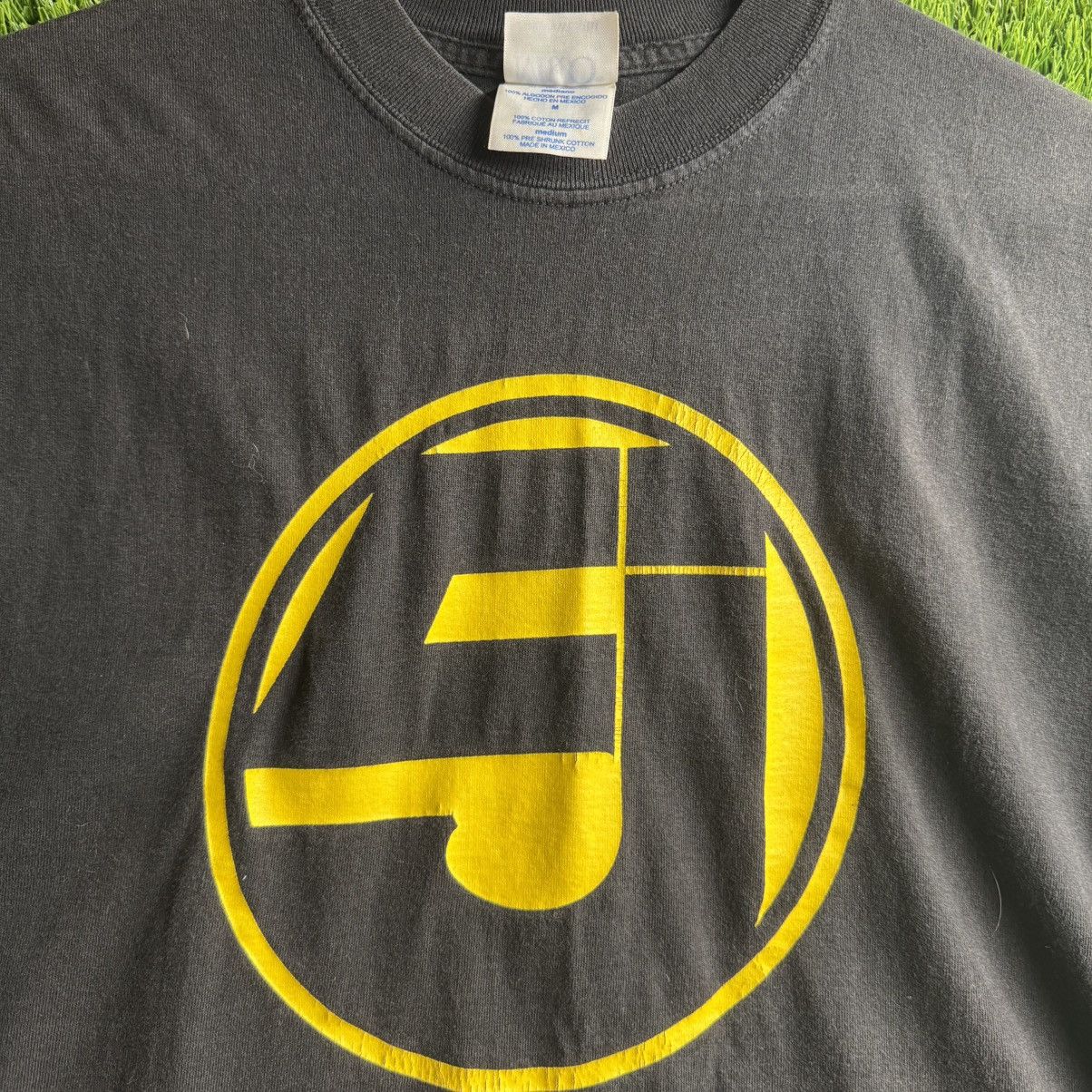 Other Vintage faded black Jurassic 5 sleeveless band tee Size US M / EU 48-50 / 2 - 2 Thumbnail