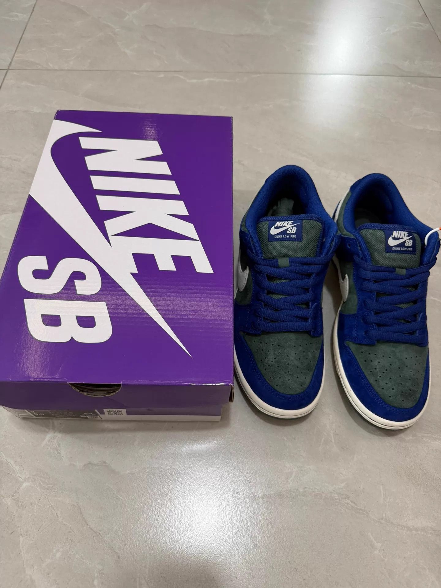 Nike Nike Dunk SB Deep Royal Blue Men's 41 HF3704-400 Size US 8 / EU 41 - 1 Thumbnail