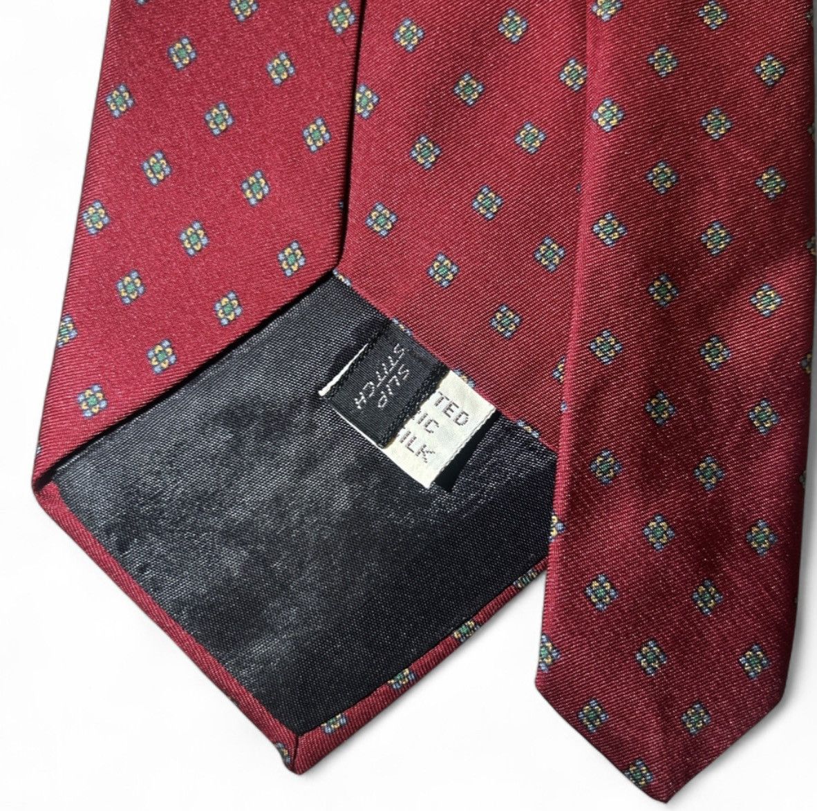 Saks Fifth Avenue 🔥 Free Shipping Saks Fifith Tie 🔥 Size ONE SIZE - 5 Thumbnail