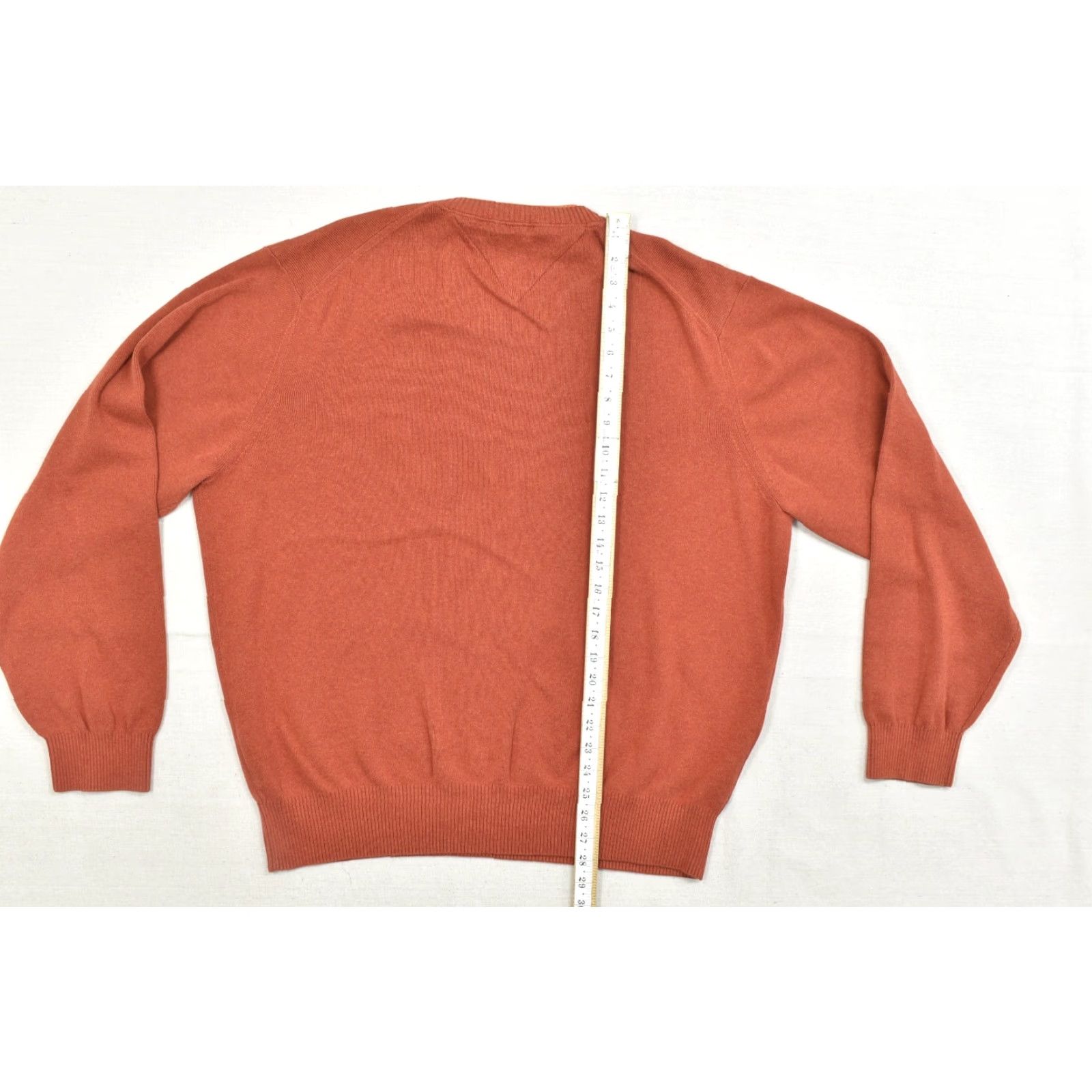 Tommy Hilfiger Tommy Hilfiger Men's 2XL Burnt Orange V-Neck 100% Cotton Ribbed Knit Sweater Pullover Long Sleeve M Washable Logo Regular Fit Shirt Size US XXL / EU 58 / 5 - 5 Thumbnail
