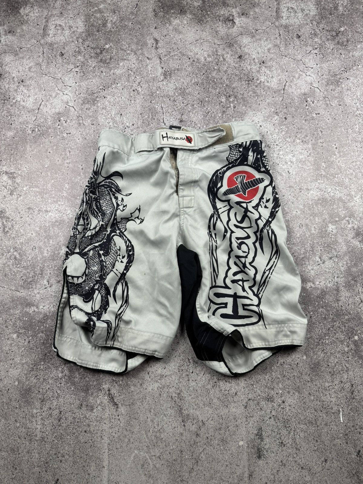 Designer Hayabusa Muay Thai mma Tapout affliction Japan style shorts Size US 32 / EU 48 - 2 Thumbnail