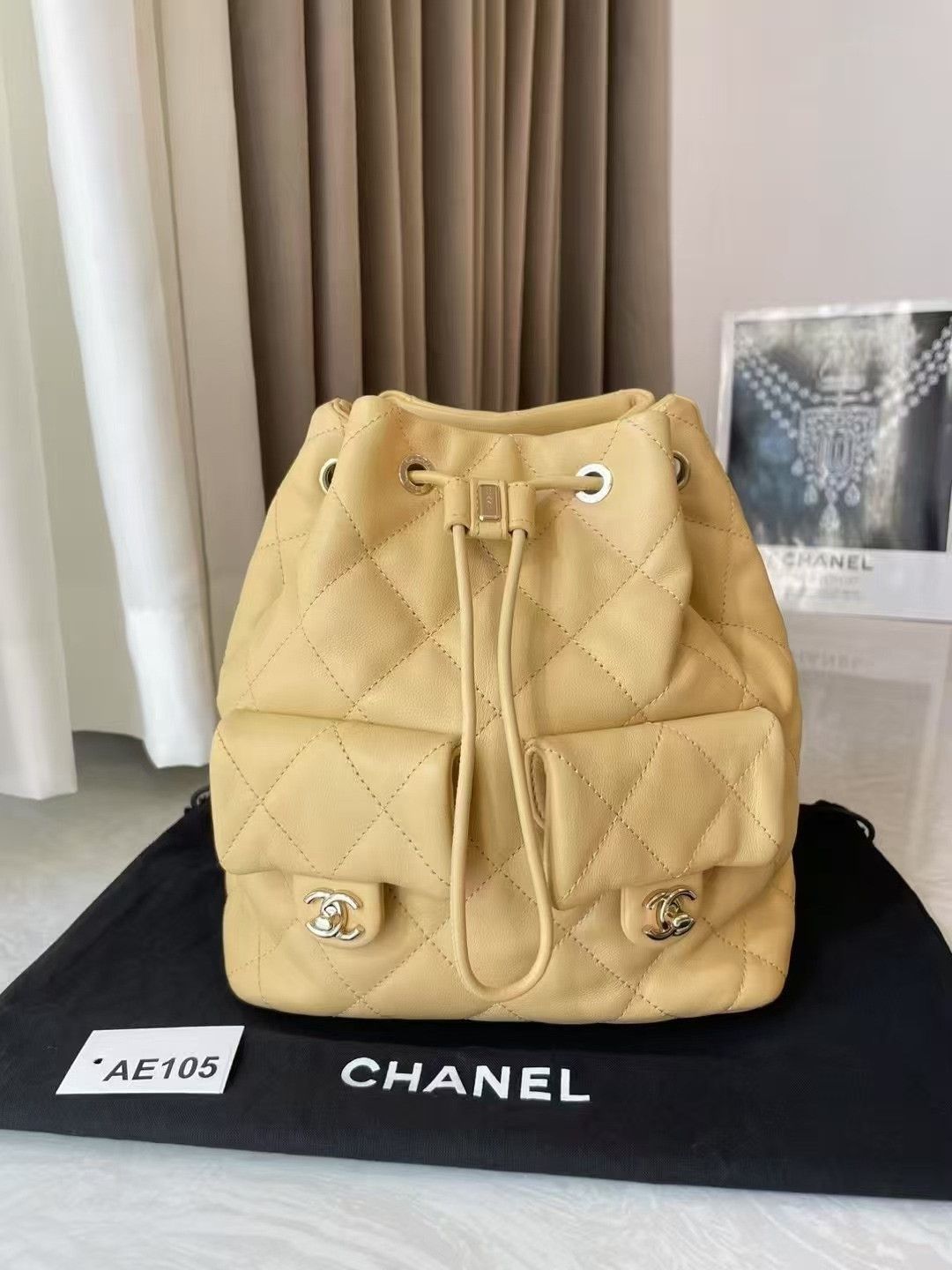 Chanel Pre-loved Bag Very good condition Size ONE SIZE - 1 Thumbnail