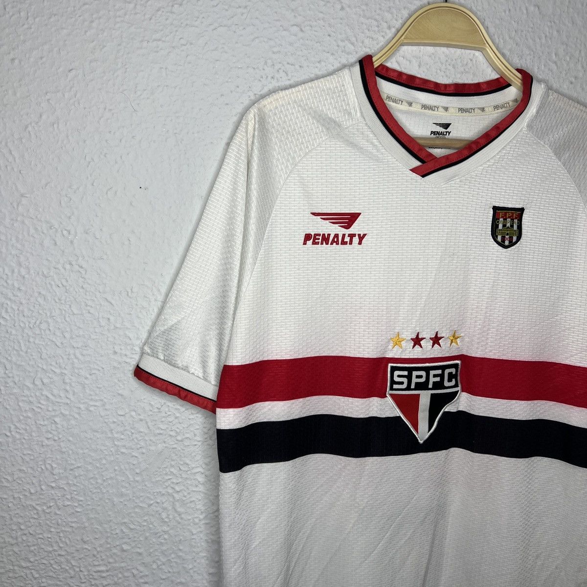 Penalty São Paulo Penalty Vintage Tshirt Tee Jersey 90s Y2K White 24 Size US L / EU 52-54 / 3 - 3 Thumbnail
