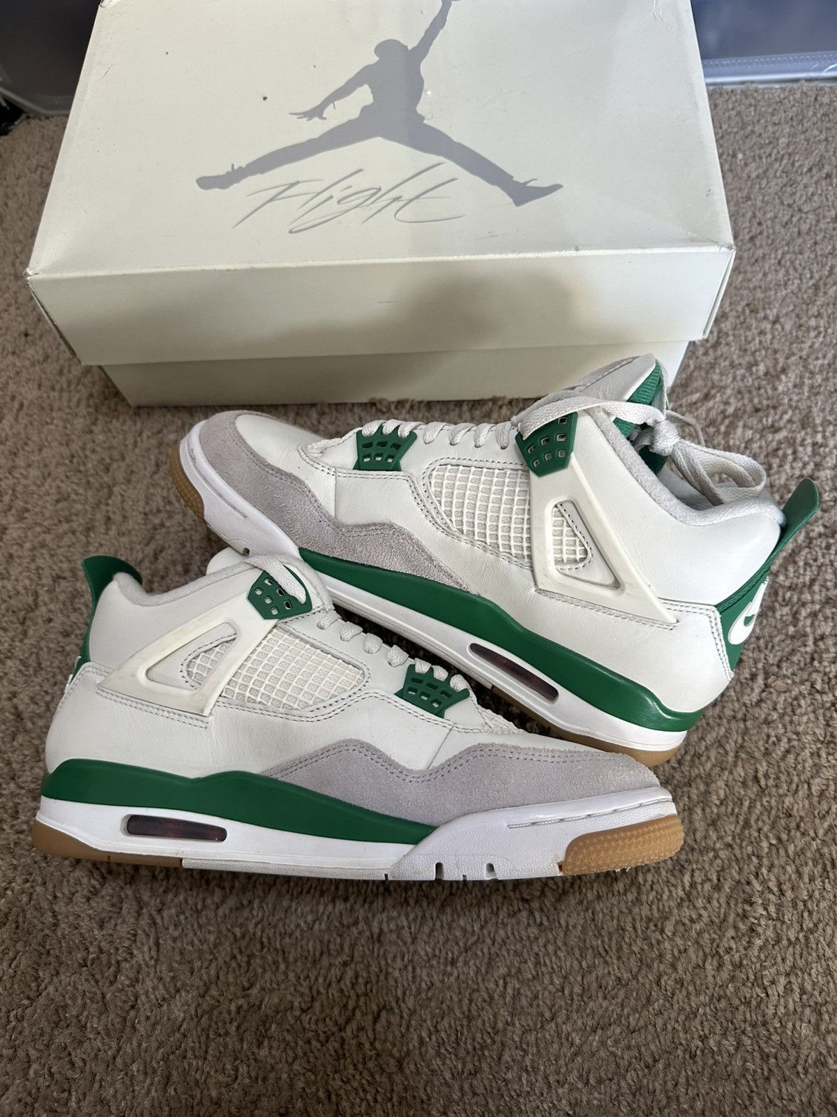 Jordan Brand Size 8.5 - Jordan 4 Retro SB Pine Green (DR5415-103) Size US 8.5 / EU 41-42 - 2 Thumbnail