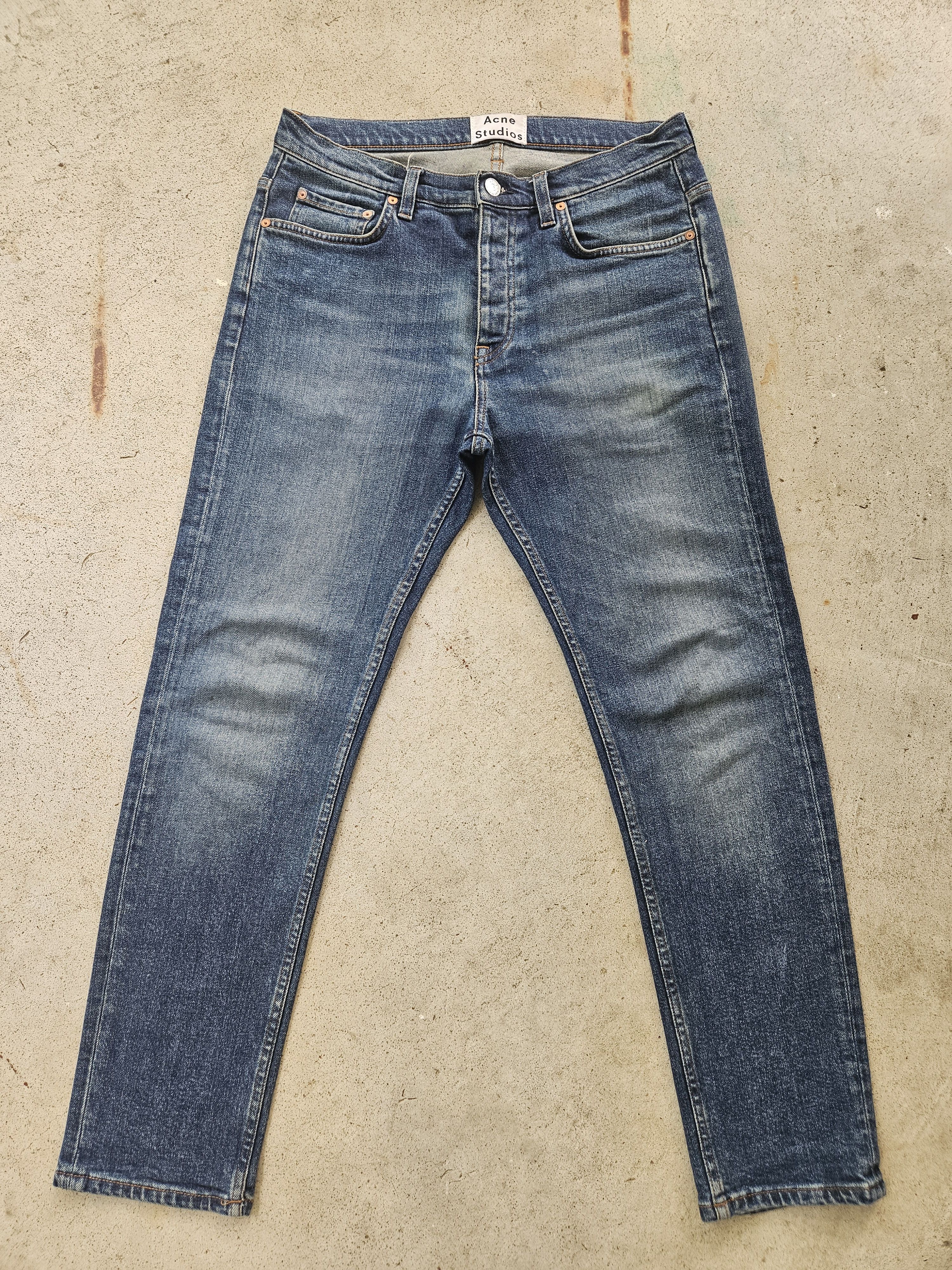 Town Str Vintage Wash Blue Denim Jeans