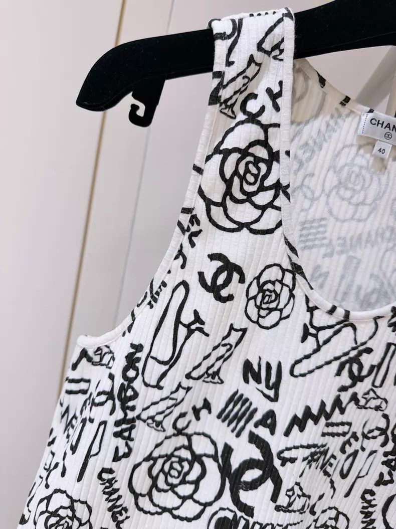 Chanel Chanel Egyptian series black and white logo camelia graffi Size S / US 4 / IT 40 - 3 Thumbnail