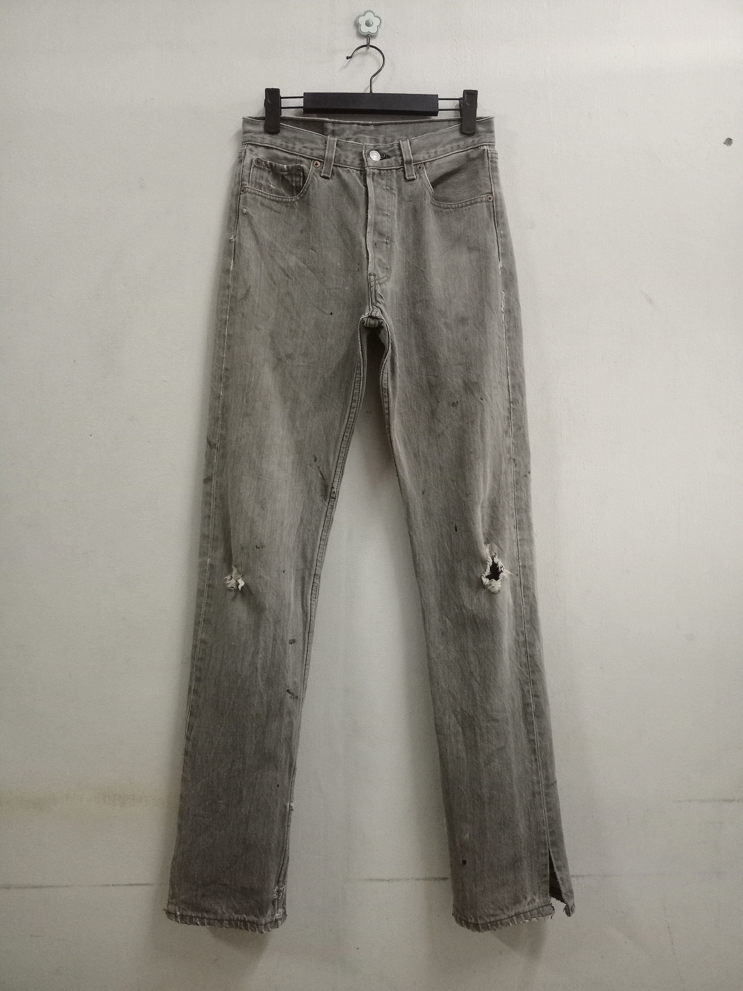 Levi's Vintage 90s Levis 501 Black Distressed Loose Jeans 27x33 Size US 27 - 1 Thumbnail
