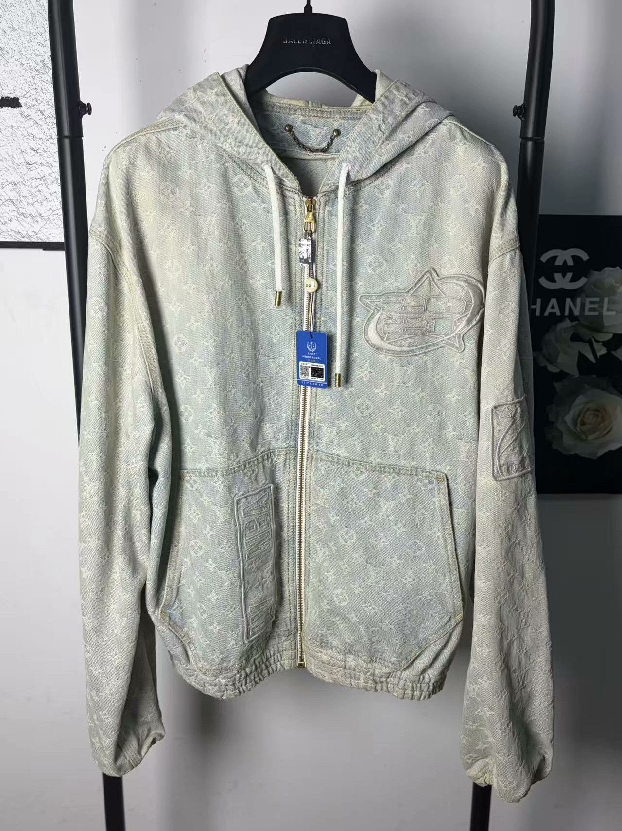 Louis Vuitton Louis Vuitton Collab Denim White Light Jacket m Men Size US M / EU 48-50 / 2 - 1 Thumbnail