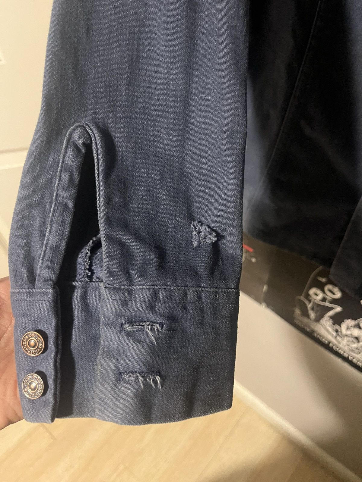 Levi's Vintage 70’s 80s Levi’s heavy Button down Navy Point collar Size US L / EU 52-54 / 3 - 8 Thumbnail