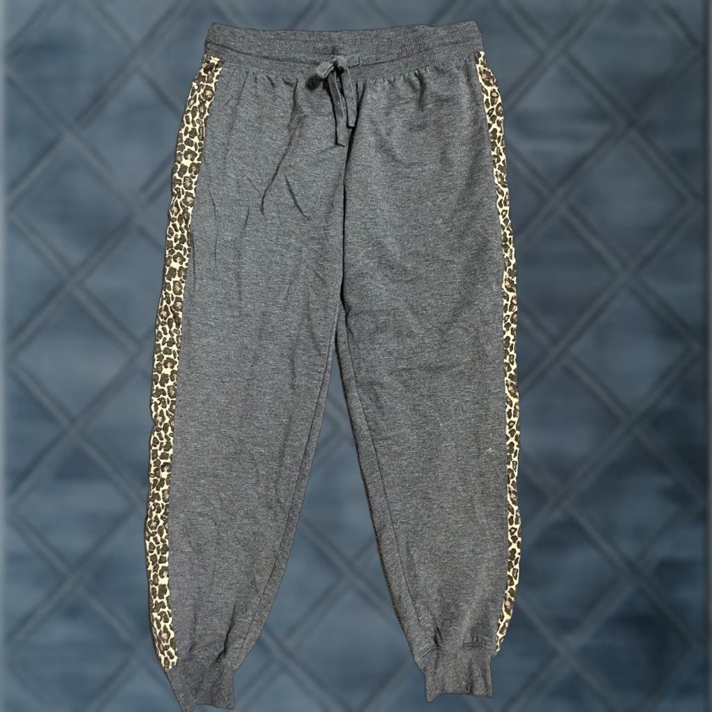 Splendid Splendid Women Pants Jogger Gray Animal Print Cheetah Striped Sides XS Drawstring Pockets Relaxed Inseam 26 in Rayon Casual Women Size 26" / US 2 / IT 38 - 1 Thumbnail