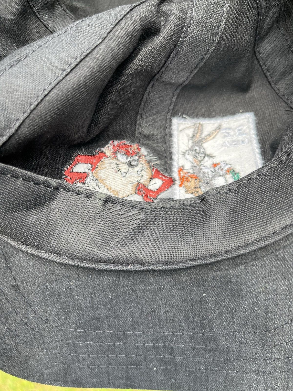 Warner Bros Vintage 90s Bugs Bunny Tasmanian Devil Stamp Caps Size ONE SIZE - 7 Thumbnail