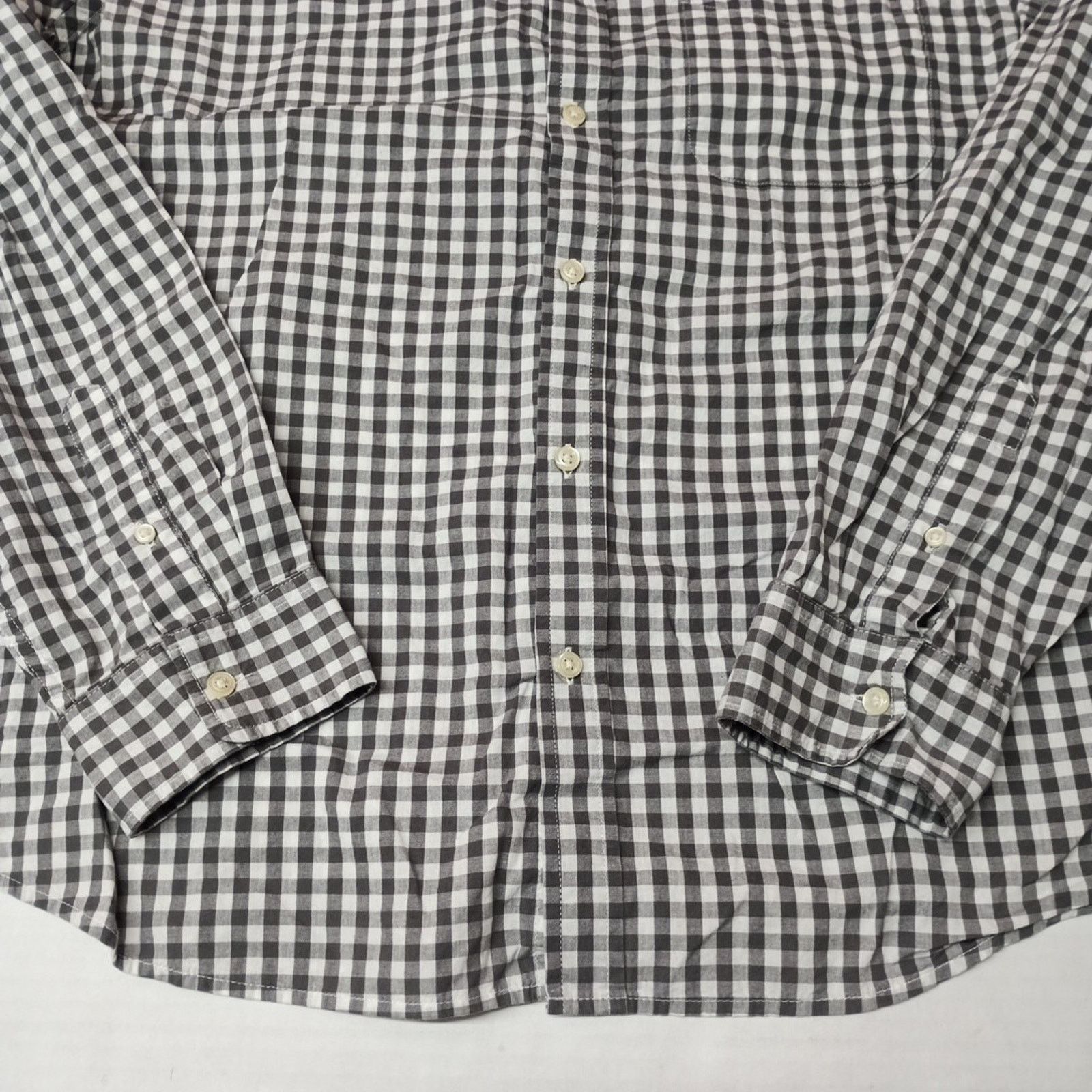 Old Navy Old Navy Regular Fit Men's 2XLT Gray White Checkered Shirt Size US XXL / EU 58 / 5 - 2 Thumbnail