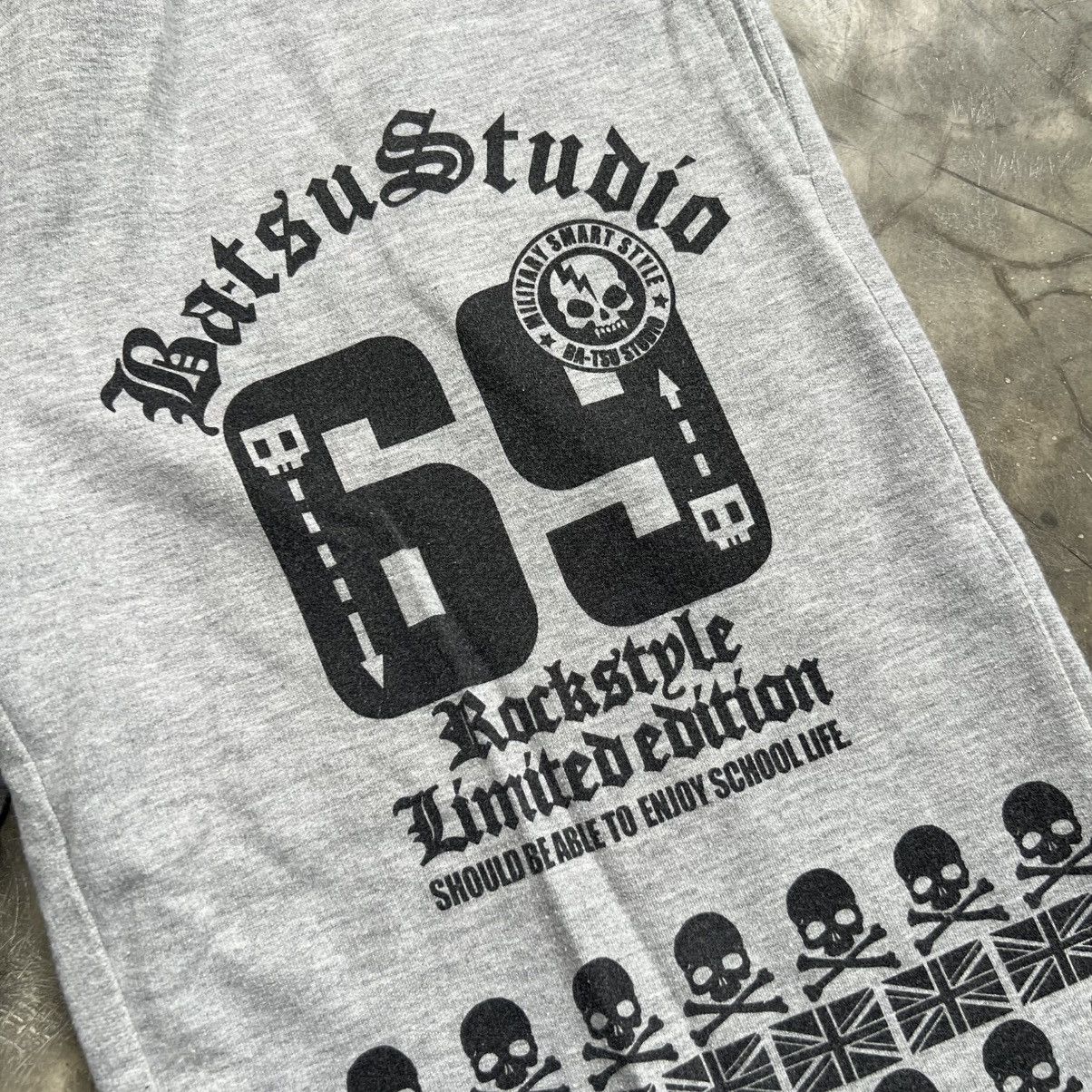 Seditionaries 2000s Ba-Tsu Vkei Style Double Waist Skull Relax Short Pants Size US 28 / EU 44 - 6 Thumbnail
