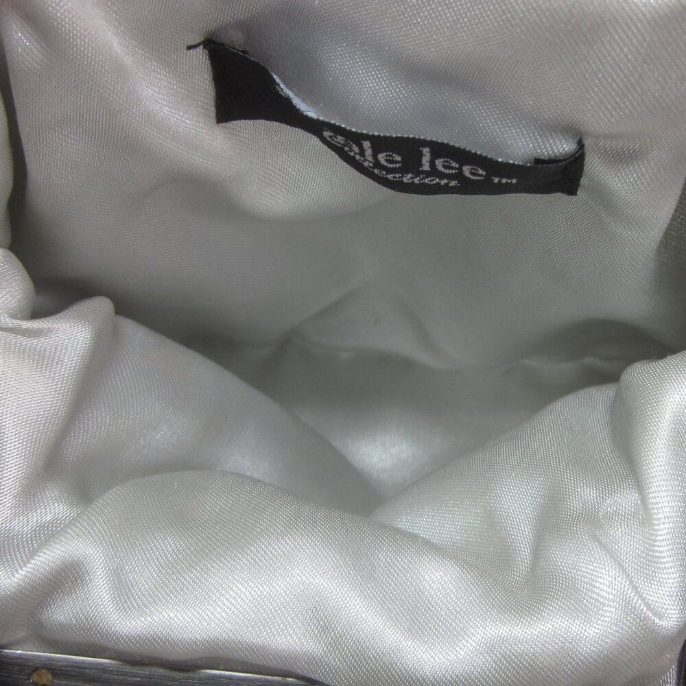 Lee Nicole Lee Collection Silver Cloth Purse Silver Metal Chain Size ONE SIZE - 7 Thumbnail
