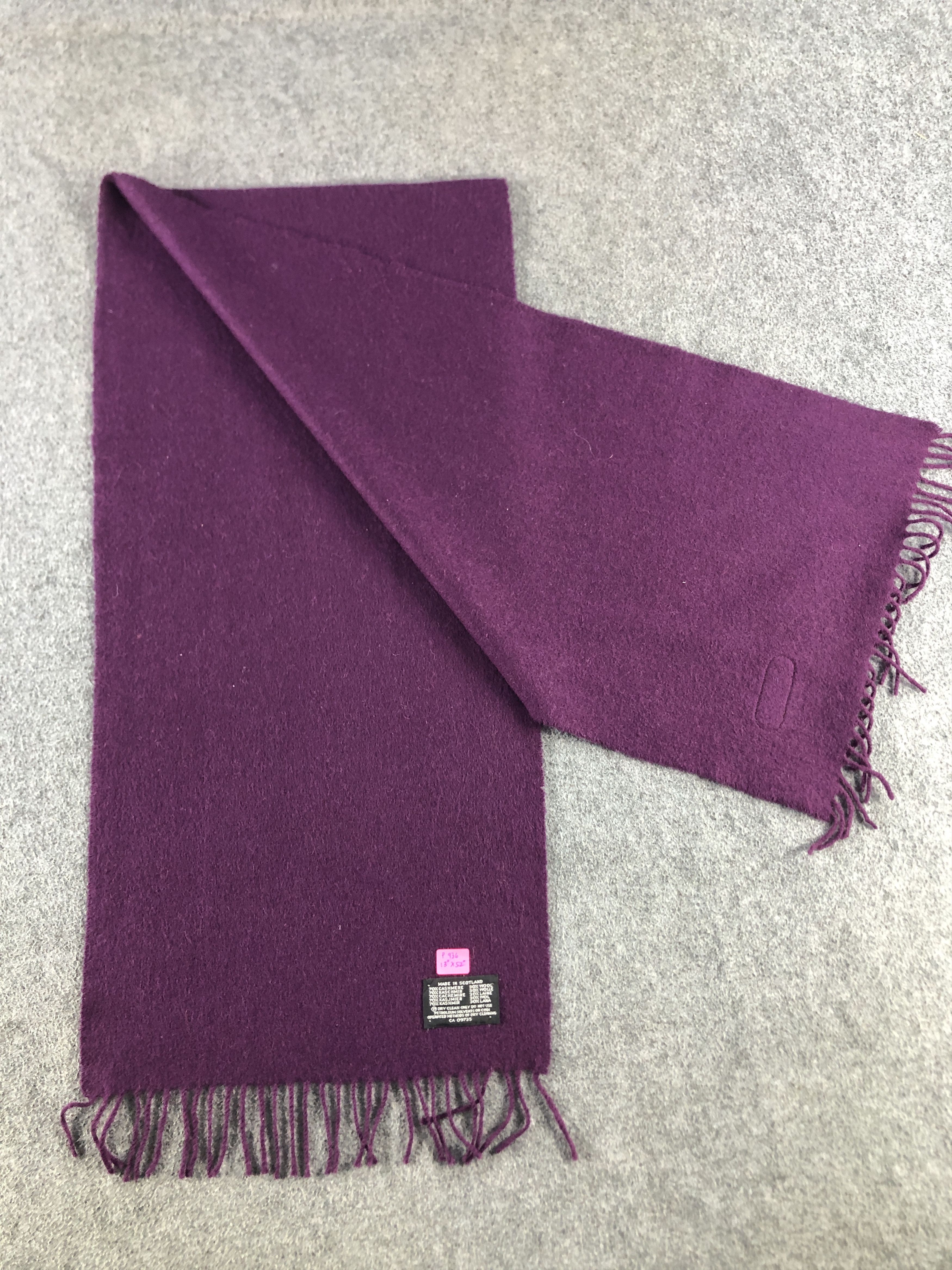 Burberry Thomas Burberry Scarf / Muffler / Neckwear P936 Size ONE SIZE - 3 Thumbnail