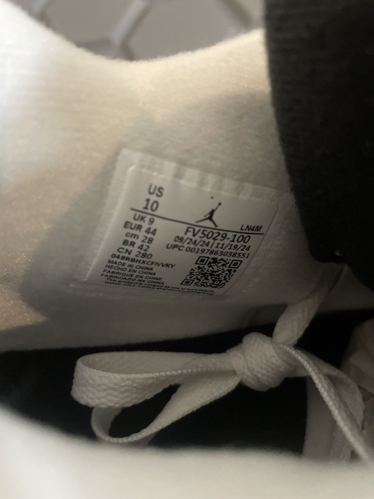 Jordan Brand Jordan 4 White Cement Size 10 Size US 10 / EU 43 - 6 Thumbnail