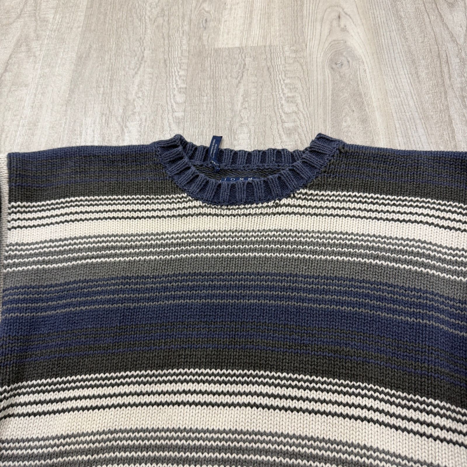 Tommy Hilfiger Vintage Tommy Hilfiger Sweater Extra Large Blue Striped Size US XL / EU 56 / 4 - 3 Thumbnail