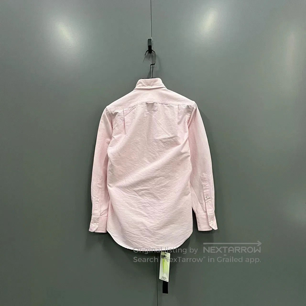 Thom Browne thom browne pink diagonal shirt size 0. Size US XXS / EU 40 - 3 Thumbnail