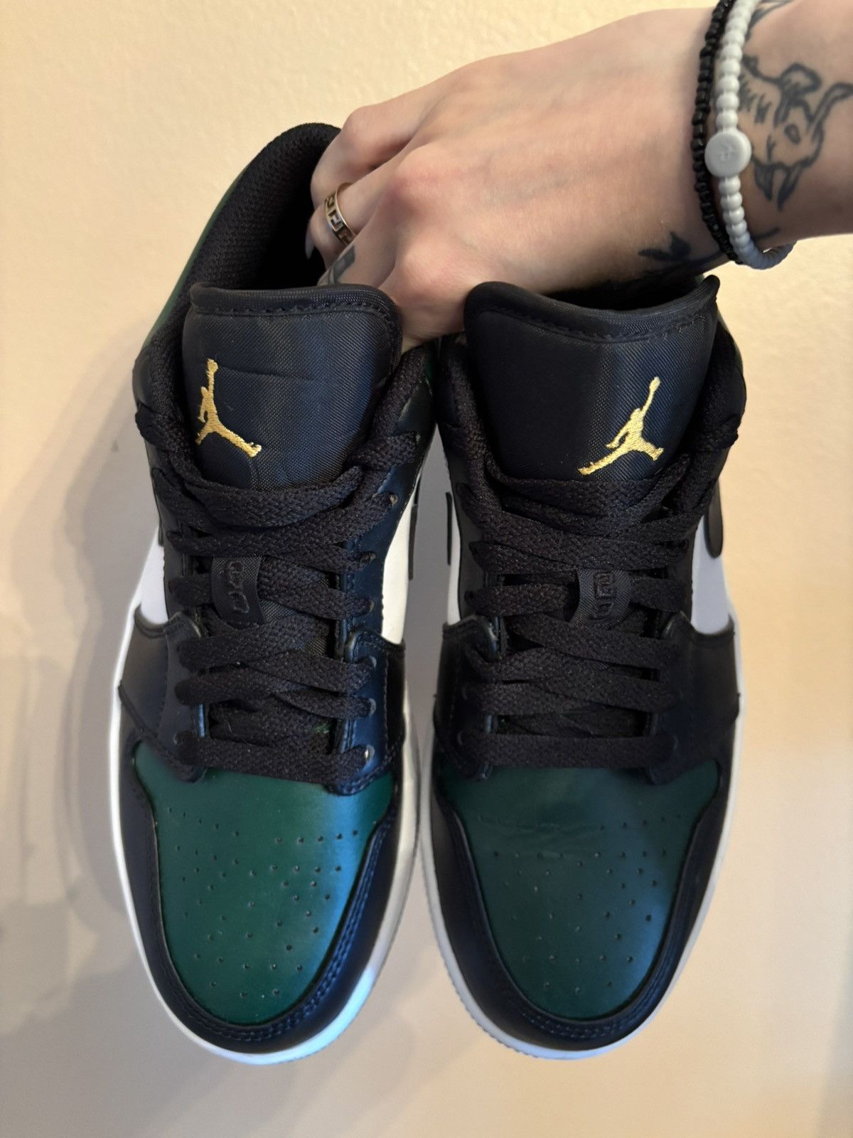 Jordan Brand Air Jordan 1 Low 'Green Toe' Size US 7 / EU 40 - 3 Thumbnail