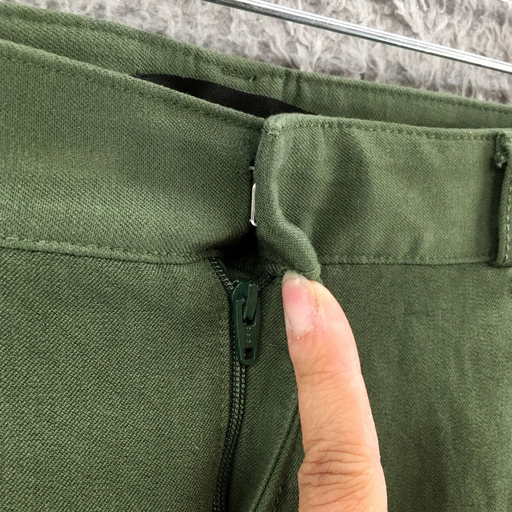 Banana Republic Banana Republic Chino Pants Womens Petite 00P Green Skinny Zip Fly Smooth Flat Front Casual Workwear Womens Size 24" / US 00 / IT 34 - 4 Thumbnail