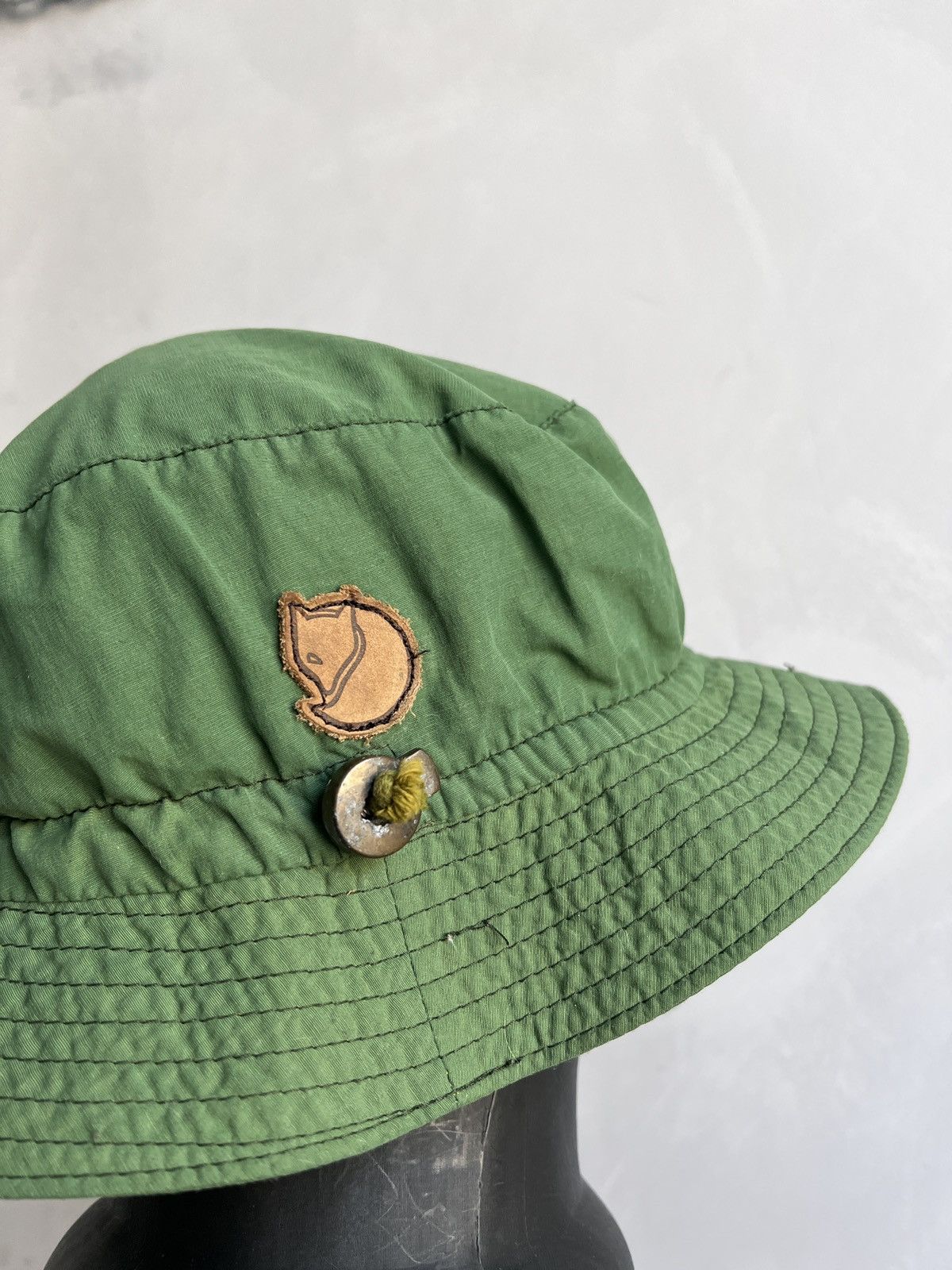 Fjallraven Vintage Fjallraven Green Bucket Hat Streetwear Size ONE SIZE - 4 Thumbnail