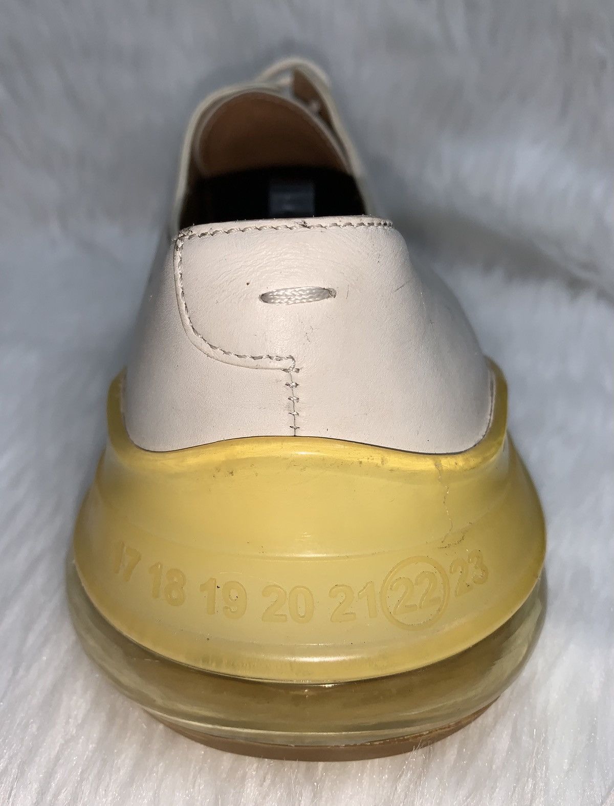 Maison Margiela Maison Margiela White Airbag Shoes Size US 9 / IT 39 - 7 Thumbnail