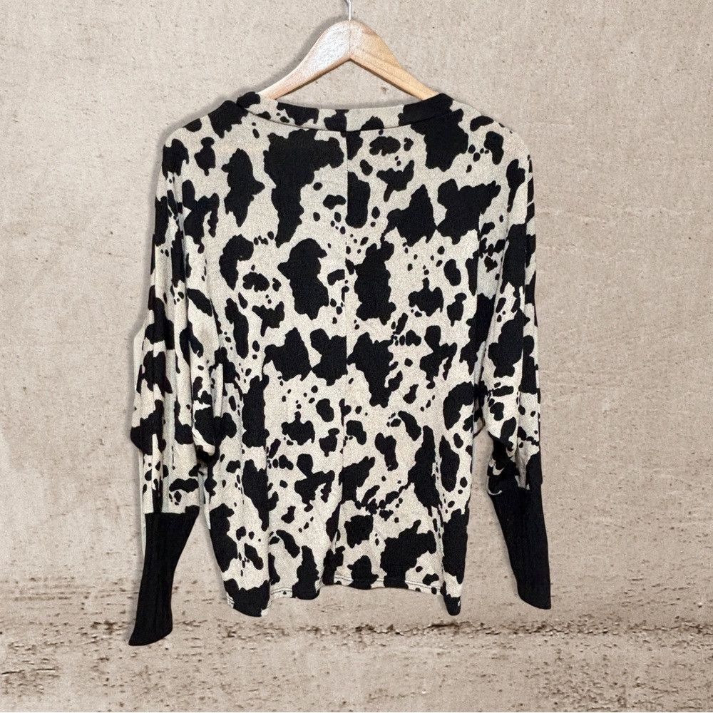 Other Bibi Animal Print Dolman Sweater NWT Size S / US 4 / IT 40 - 2 Thumbnail