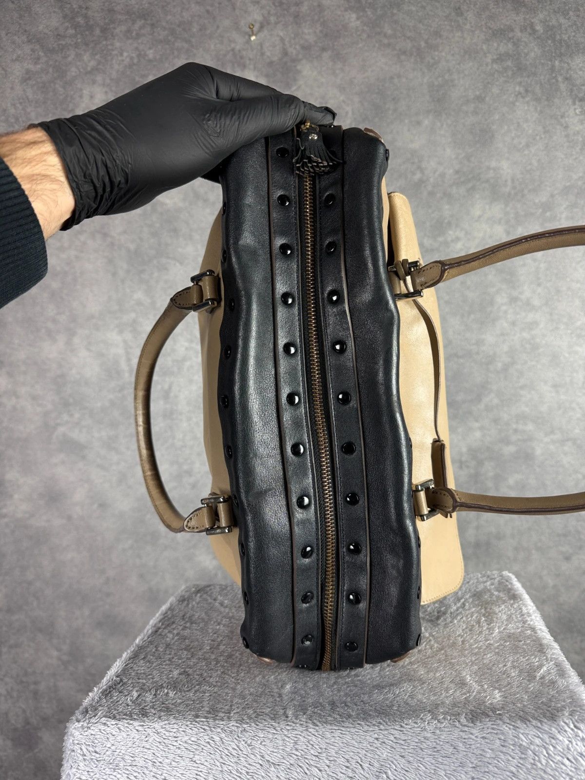 Anya Hindmarch Anya Hindmarch Leather Handbag Brown Black Logo Lock Size ONE SIZE - 12 Thumbnail