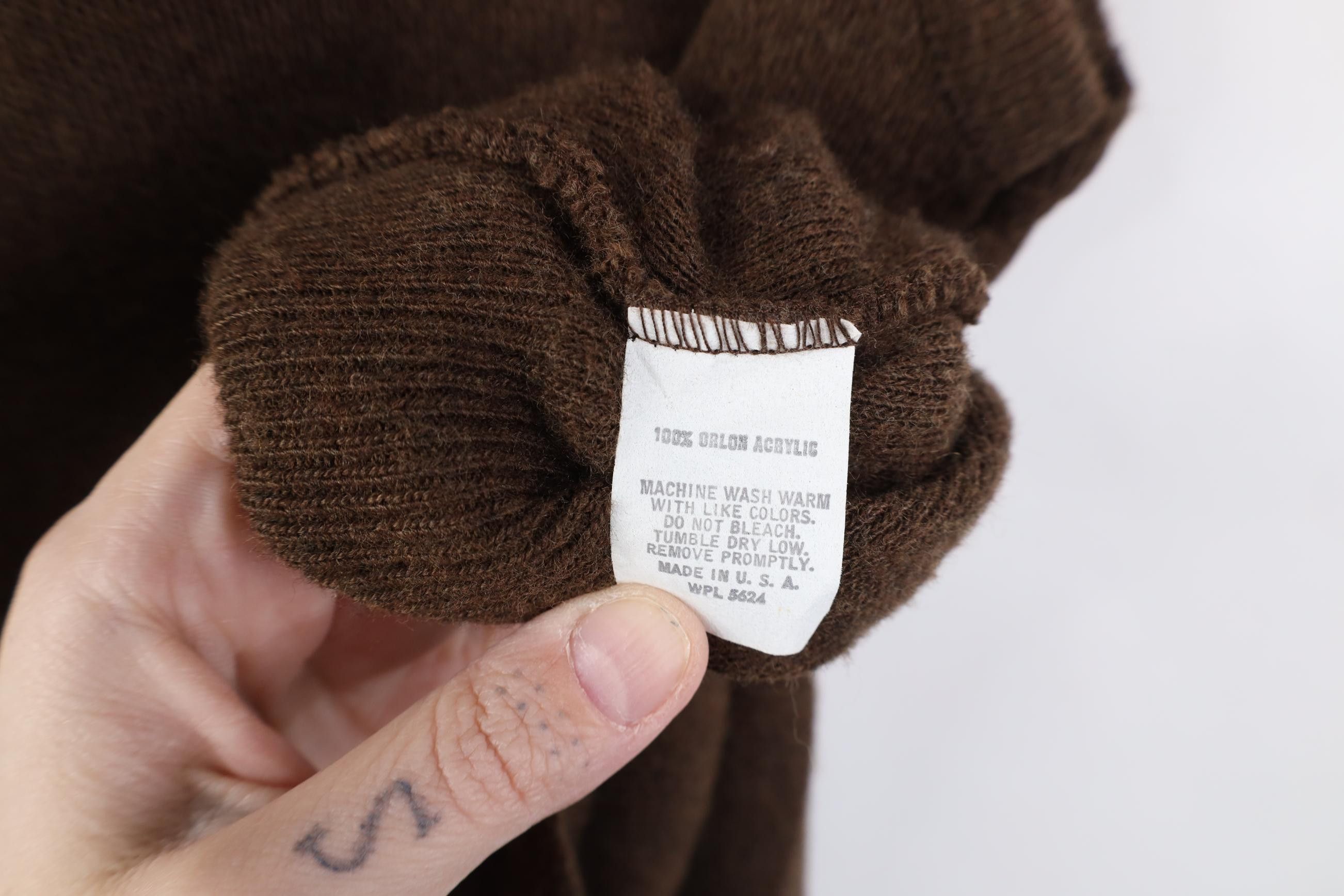 Vintage Vintage 70s Streetwear Knit V-Neck Sweater Vest Brown USA Size US M / EU 48-50 / 2 - 5 Thumbnail