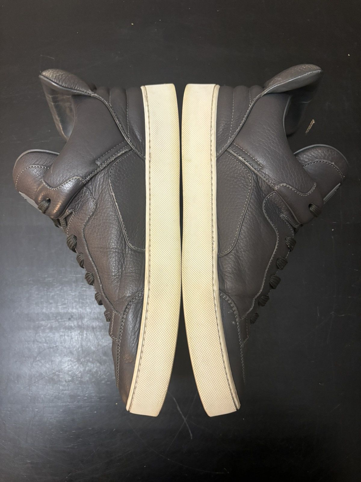Kanye West × Louis Vuitton Louis Vuitton Kanye West Don Anthracite White Size US 8 / EU 41 - 3 Thumbnail