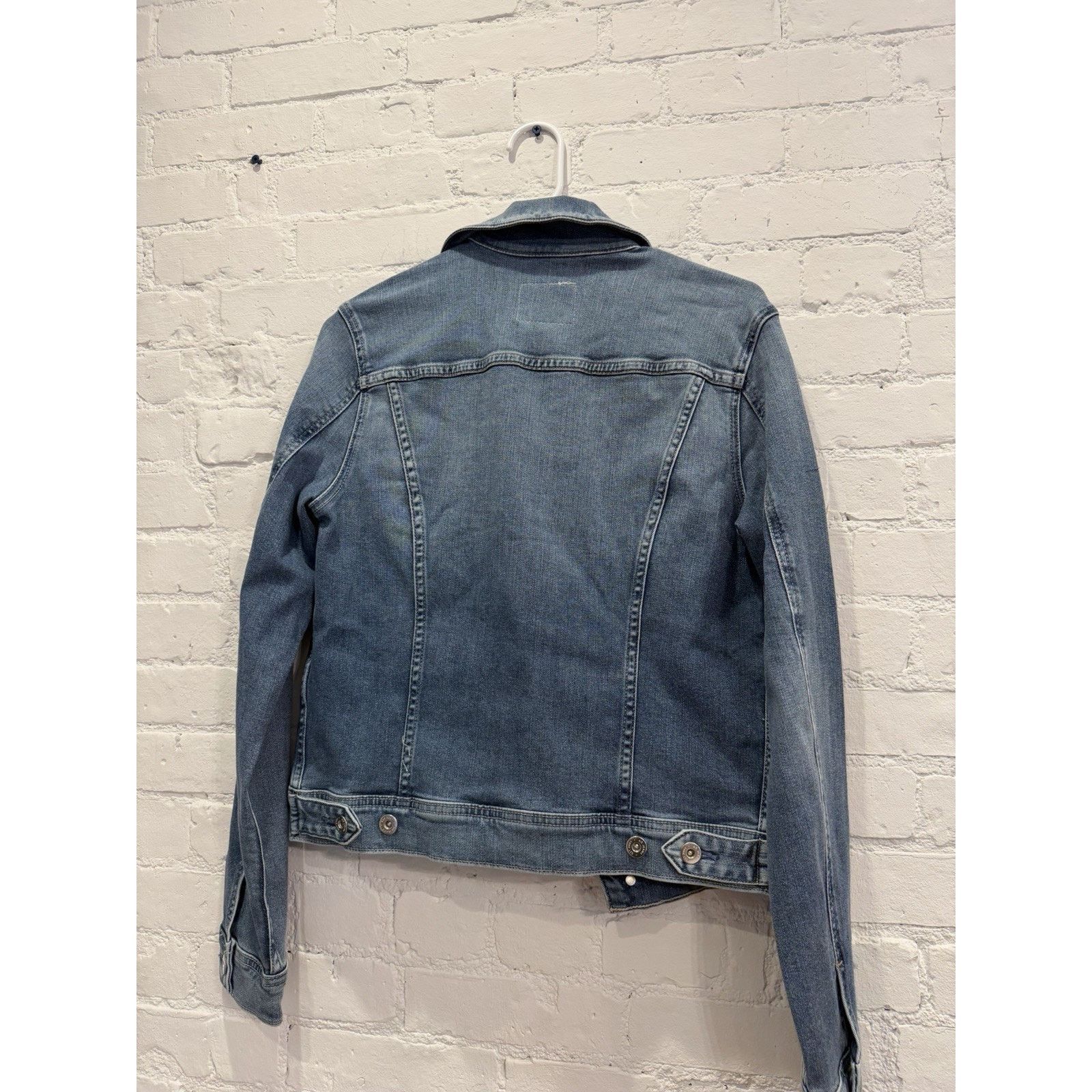AG Adriano Goldschmied NWT Adriano Goldschmied Robyn Denim Jacket Size M *$225* Size M / US 6-8 / IT 42-44 - 4 Thumbnail