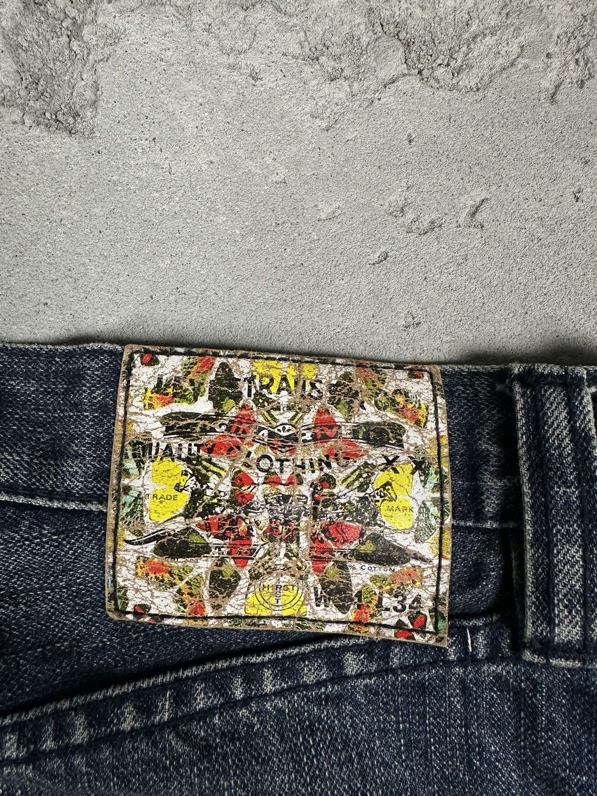 Damien Hirst × Levi's Levi's x Damien Hirst - FW08 Skull Patch Jeans Size US 31 - 8 Thumbnail